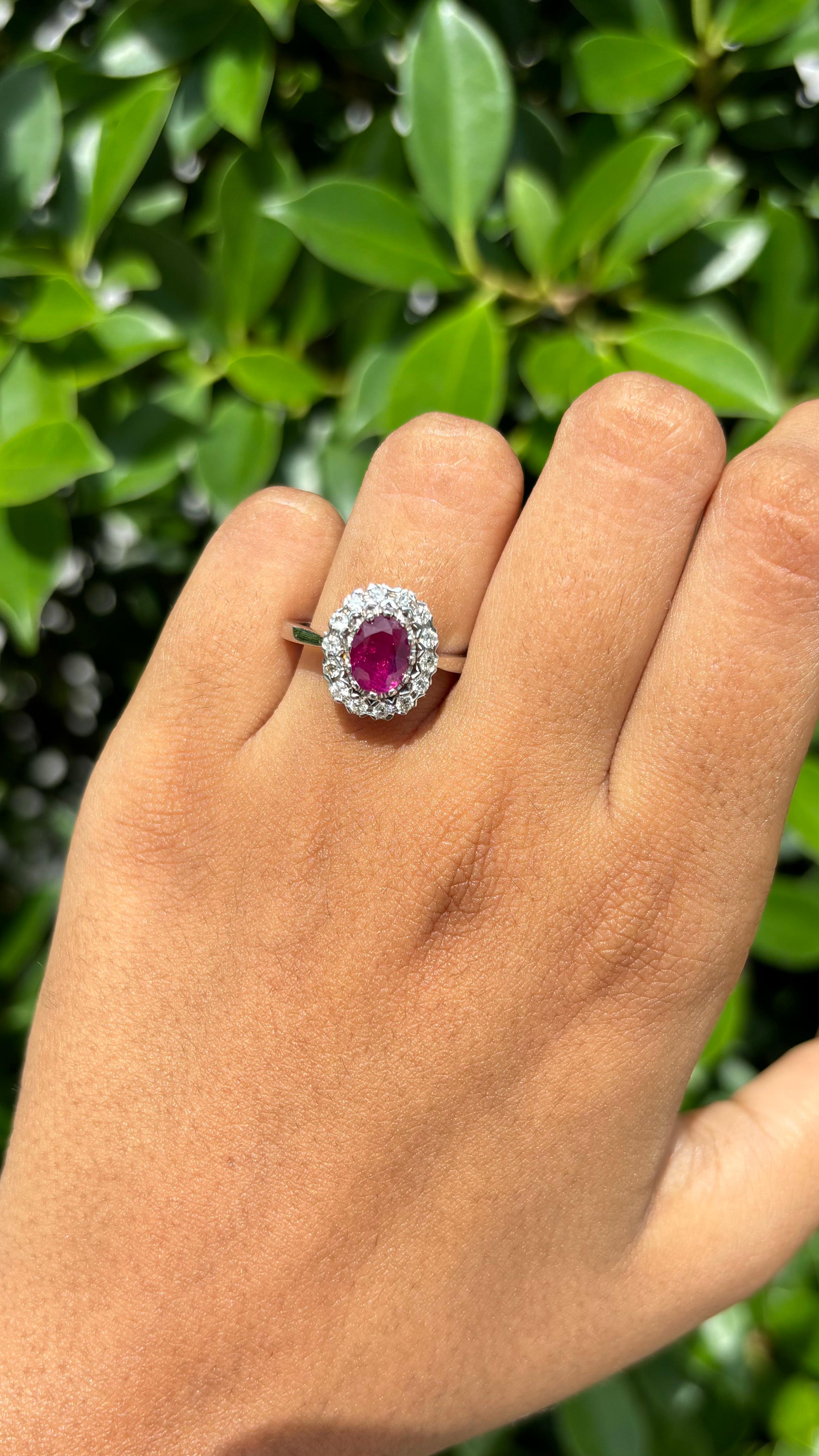 1.90 Carat Ruby & OMC Diamond studded Ring in 18K White Gold For Sale 2