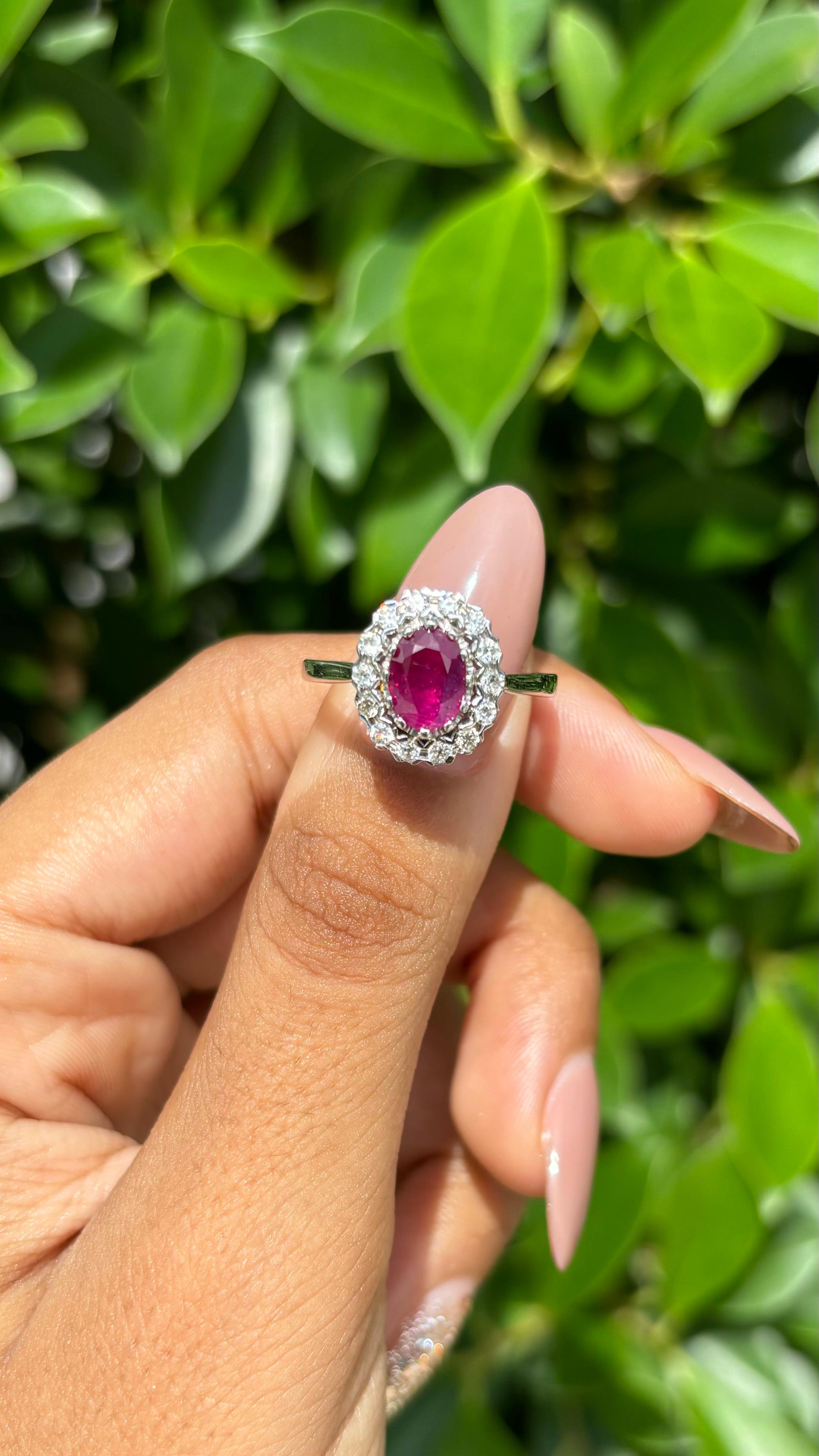 1.90 Carat Ruby & OMC Diamond studded Ring in 18K White Gold For Sale 3