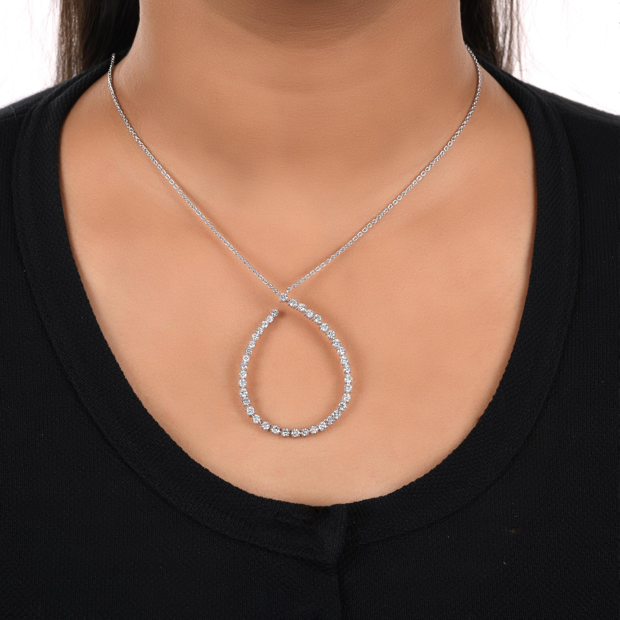 Moderno 1,90 Carati SI Chiarezza HI Colore Collana con ciondolo in oro bianco 14 Karati in vendita