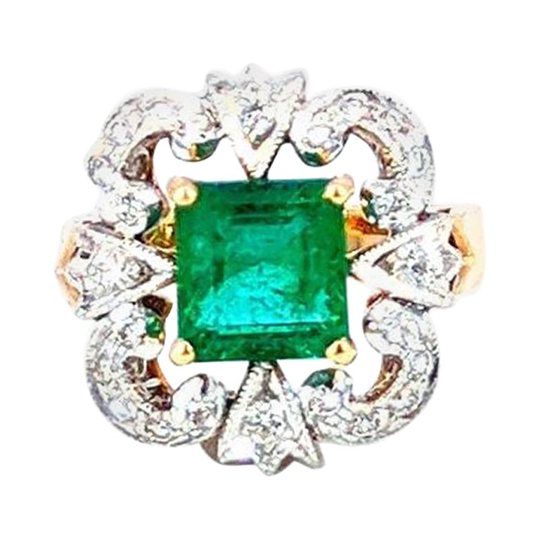 1.90 Carat Suare Emerald 18K Gold Ring