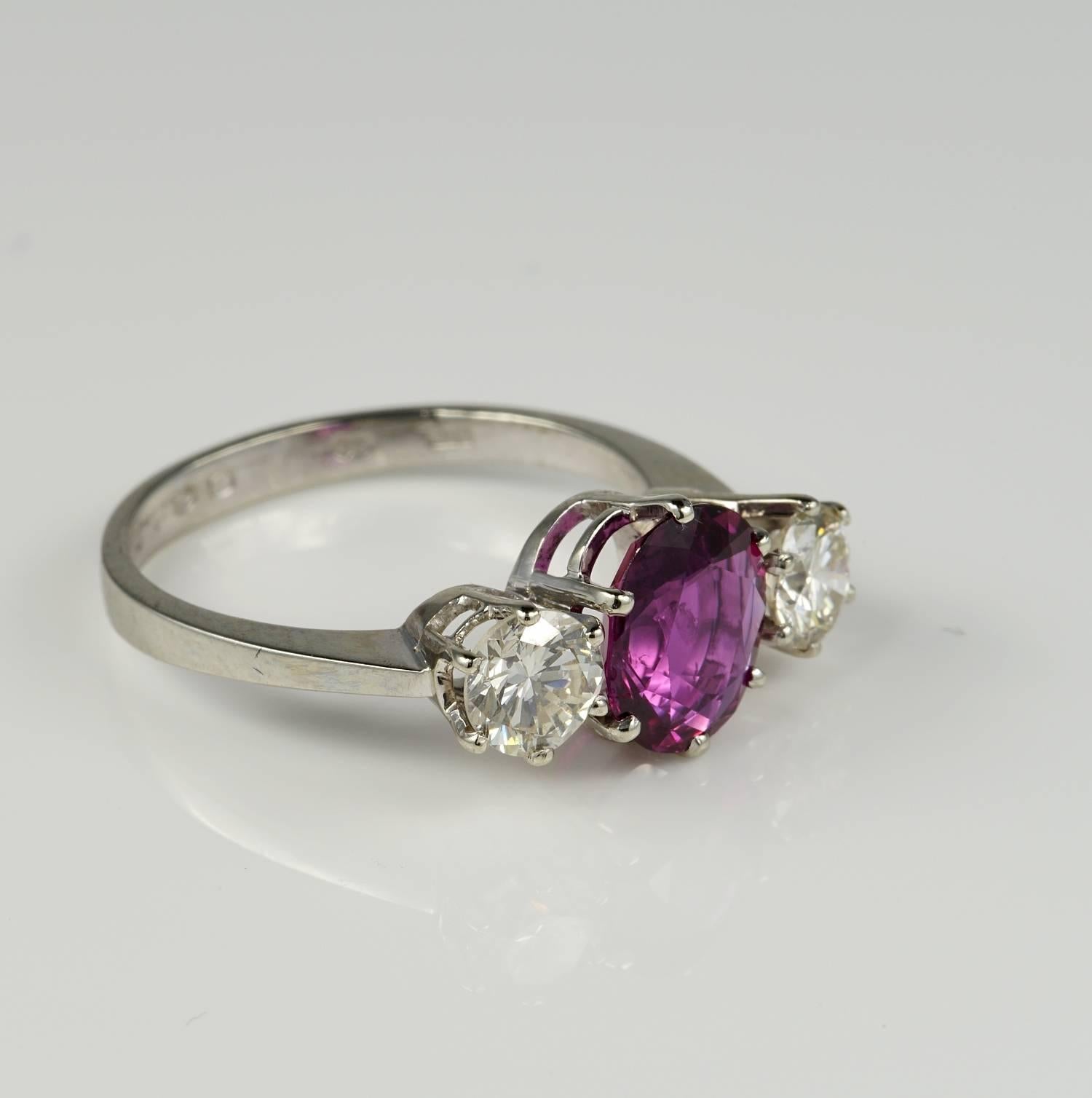 Contemporary 1.90 Carat Thailand Red Ruby 1.04 Carat Diamond Trilogy Ring For Sale