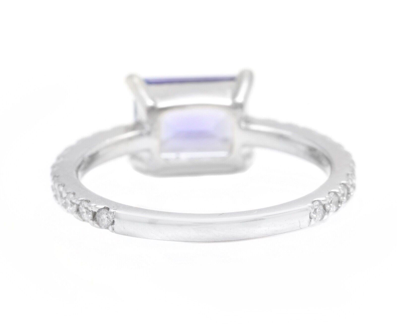 1.90 Carats Natural Tanzanite and Diamond 14K Solid White Gold Ring In New Condition For Sale In Los Angeles, CA