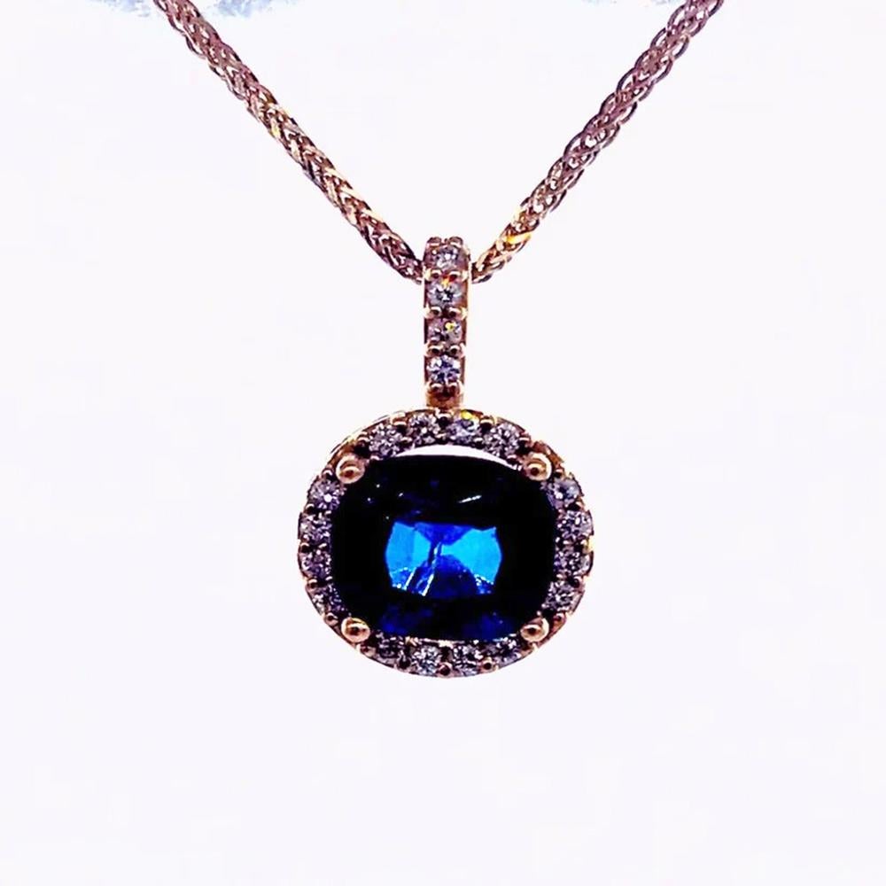 1.90 CT Cushion Cut Sapphire and Diamond Pink Gold Necklace In Excellent Condition For Sale In Laguna Hills, CA
