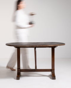 1900-1909 France Rich Walnut Brown Oval Drop-Leaf Dining Table