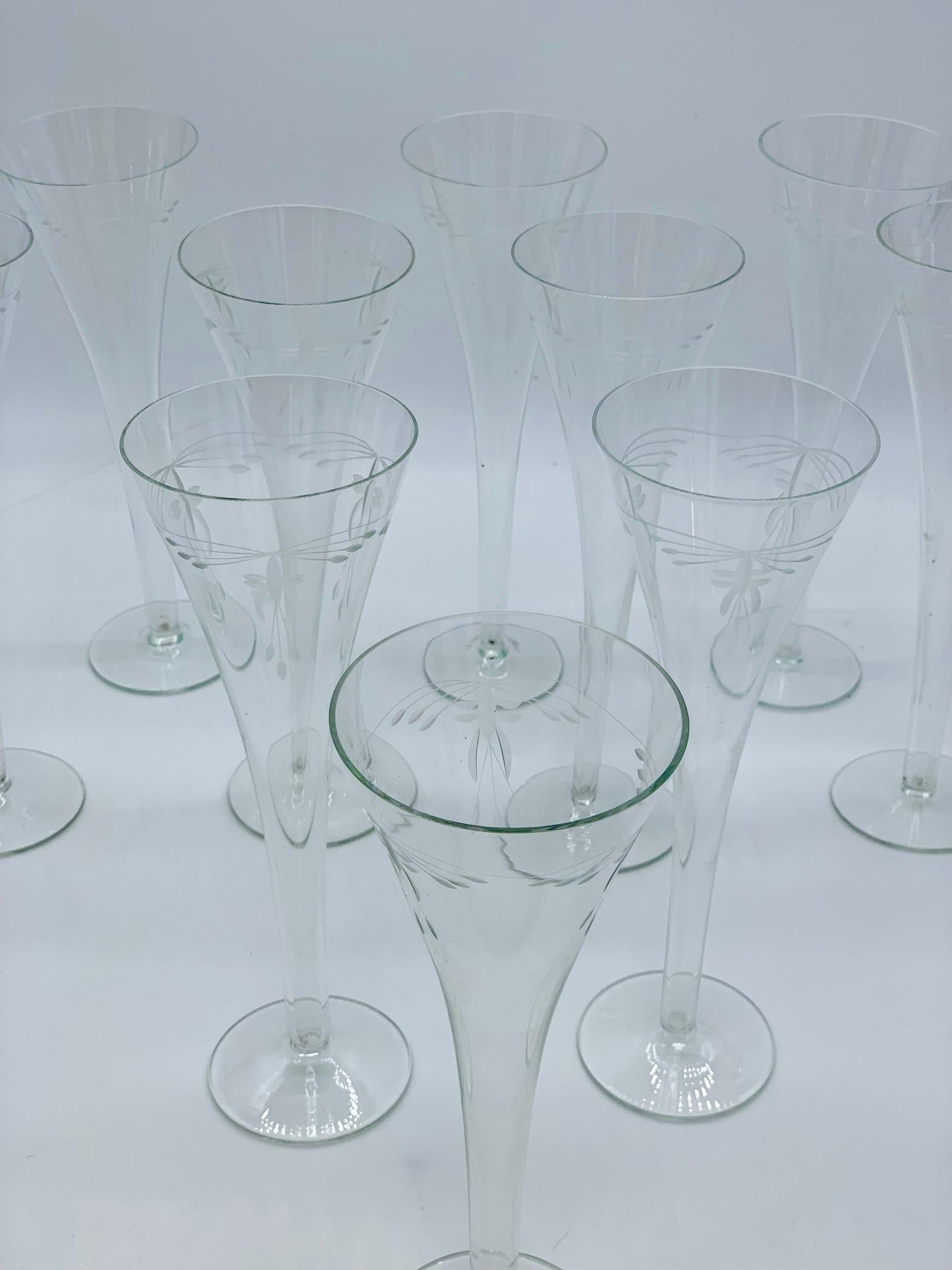 1900-1920 Art Nouveau Crystal Glasses Hand Blown with Engraved Flowers For Sale 11