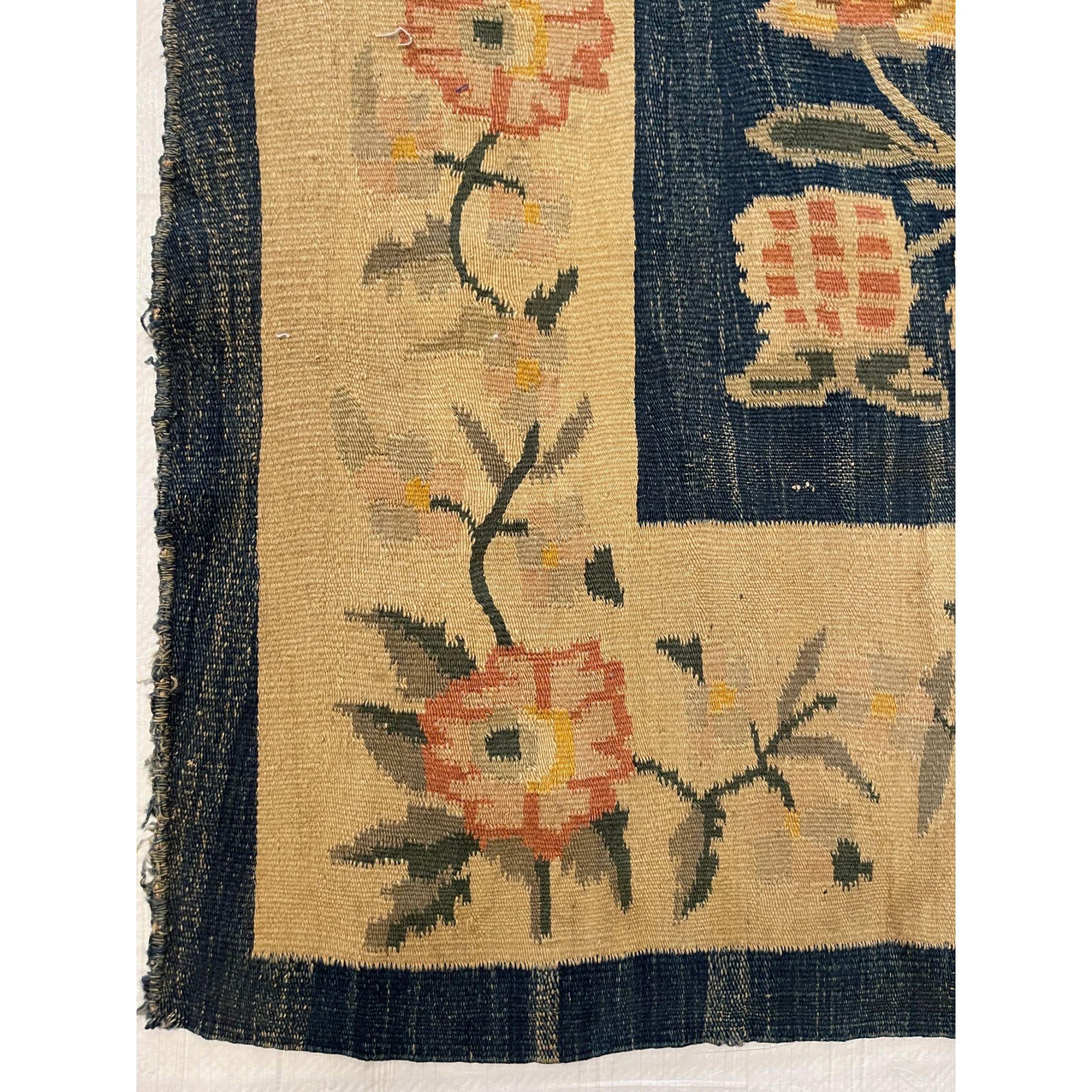 1900 Antiker Flachgewebe-Kilim-Teppich aus Bessarabien (Neoklassisch) im Angebot