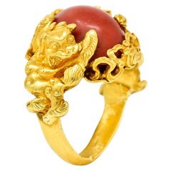1900 Art Nouveau Coral 22 Karat Gold Chinese Guardian Lion Ring