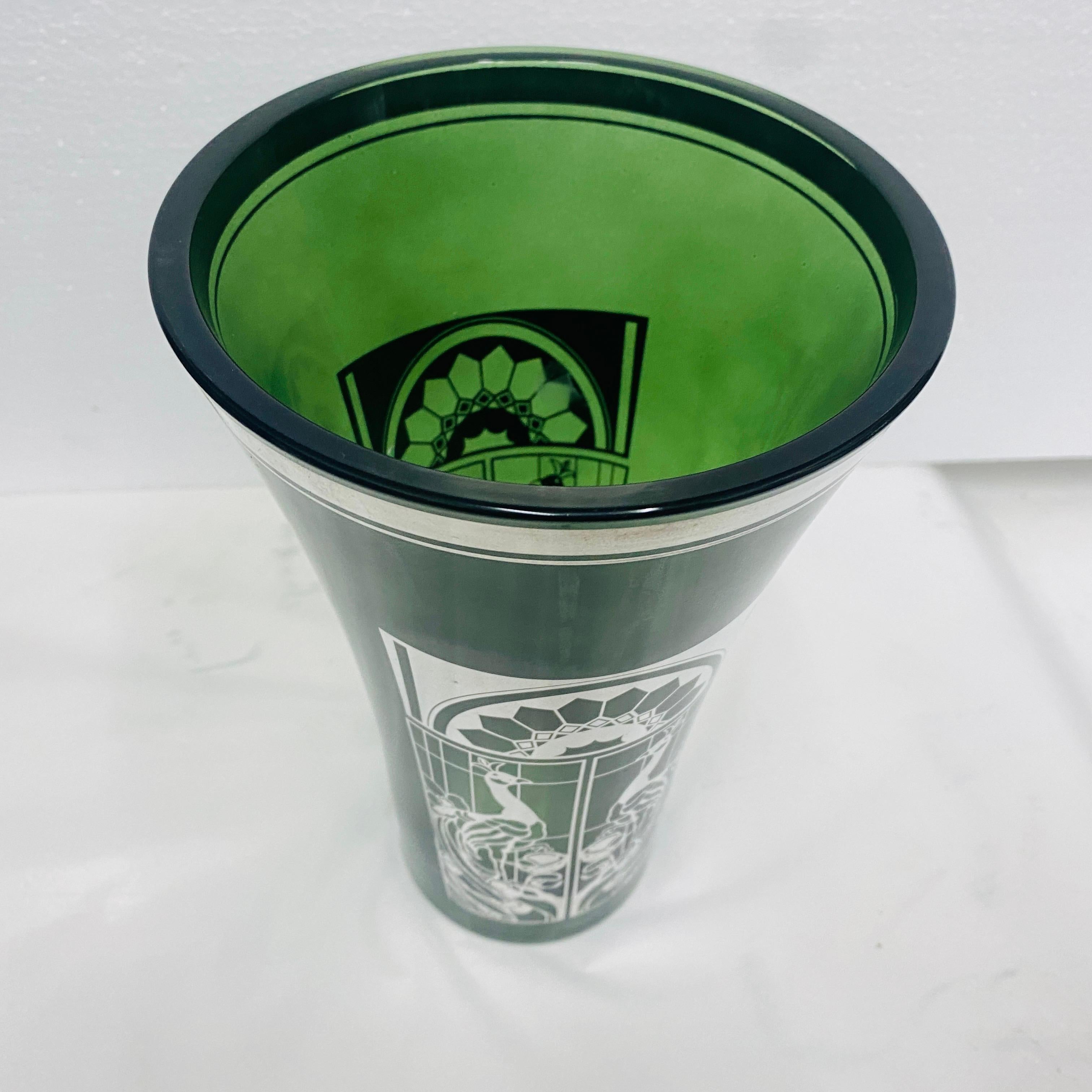 1900 Art Nouveau Green Glass and Silver Italian Vase For Sale 2