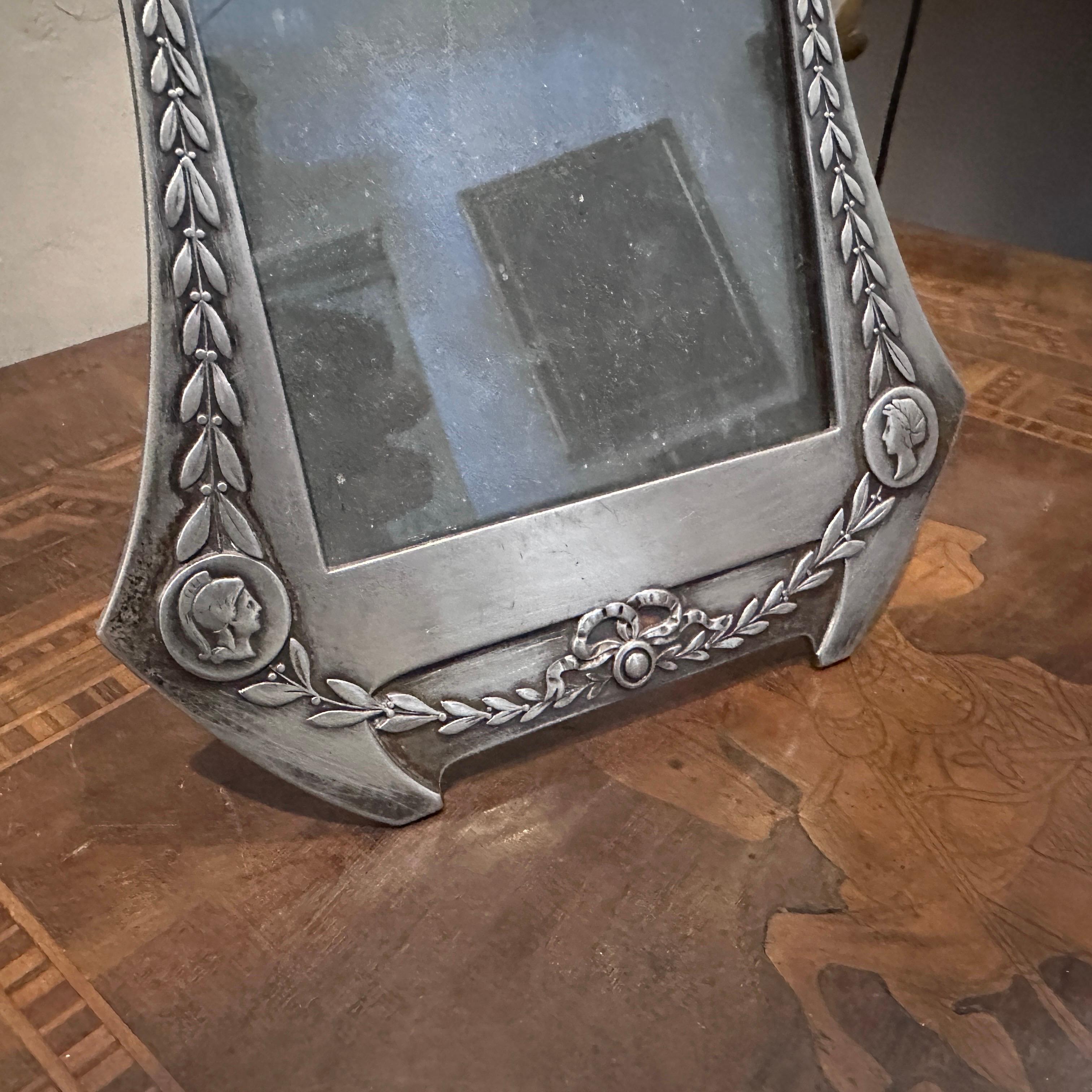 1900 Art Nouveau Pewter German Picture Frame by W.M.F. In Good Condition In Catania, Sicilia