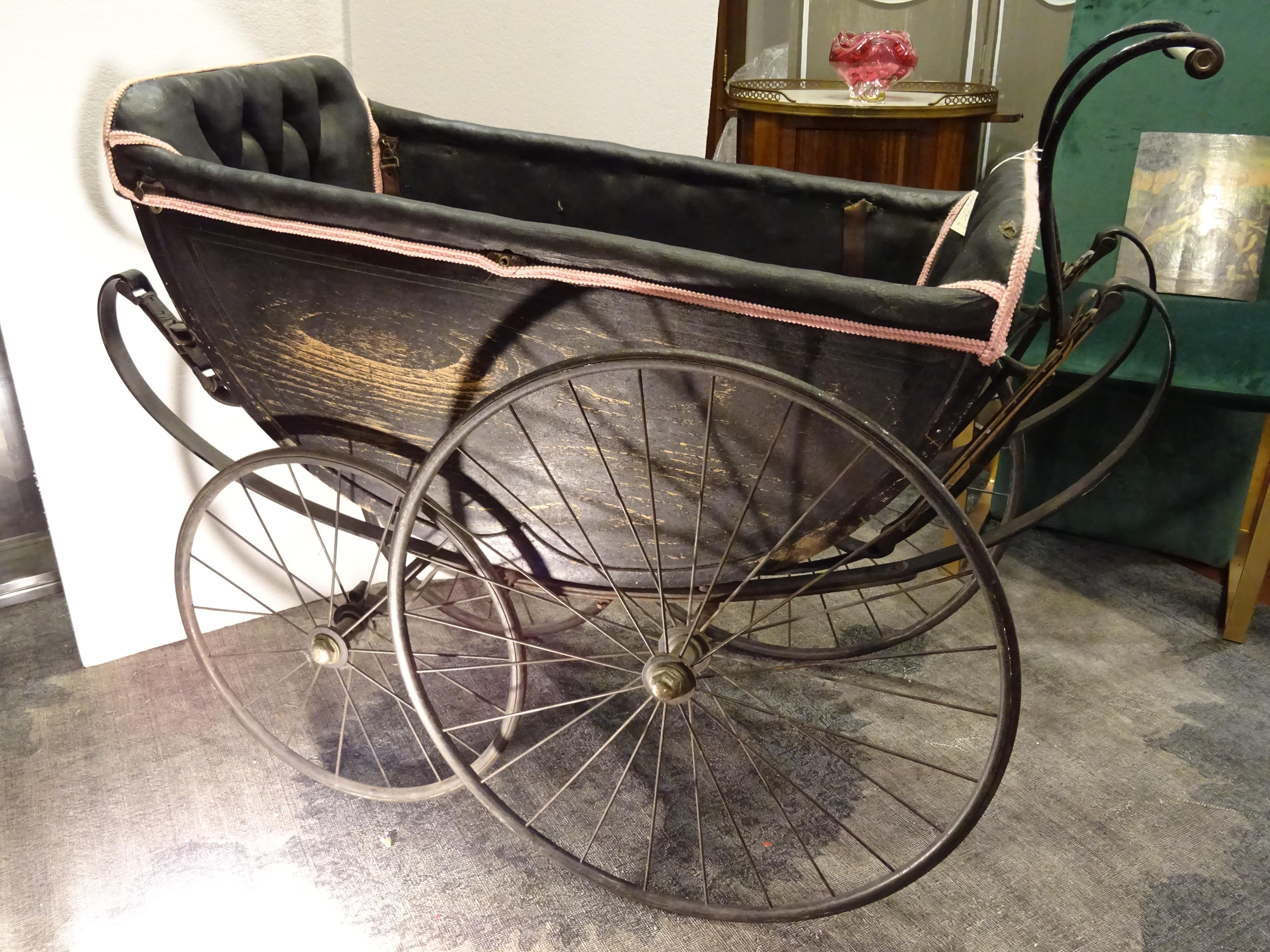 Art Nouveau 1900 Black and Pink French Wood, Iron and Leather Capitone Baby Trolley