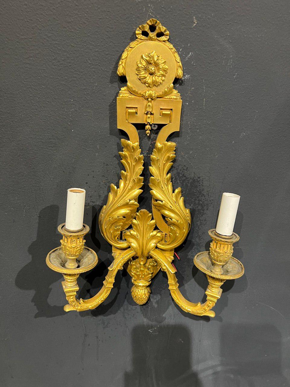 1900's Caldwell Acanthus Leaves Sconces In Good Condition For Sale In New York, NY