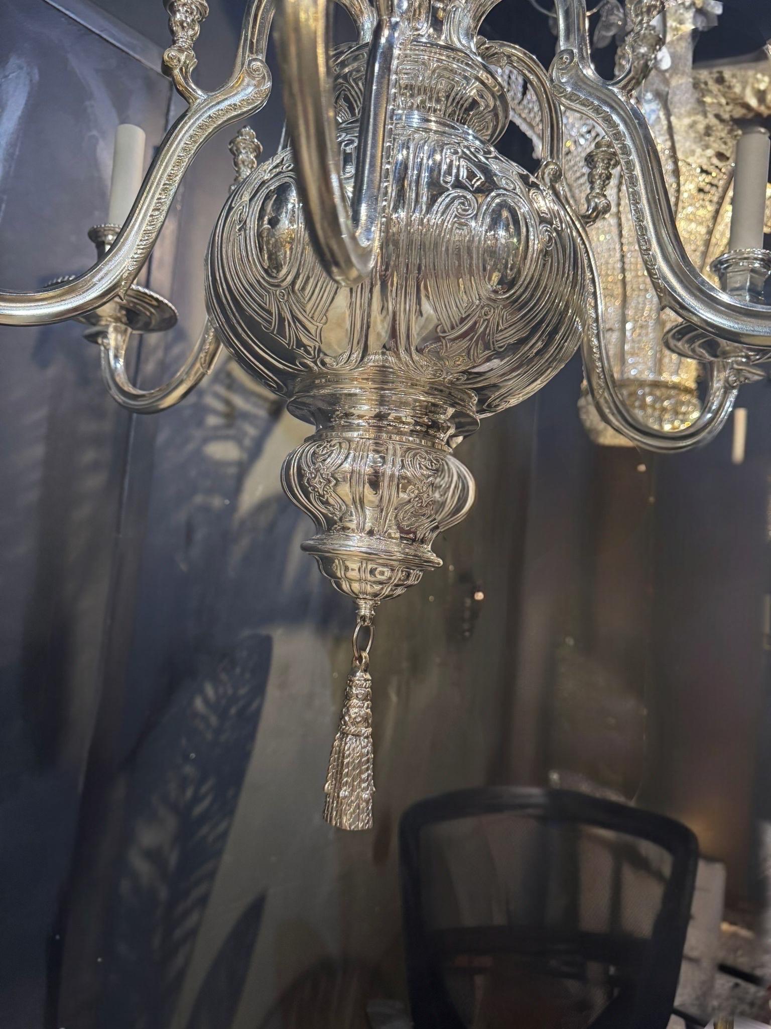 1900 Caldwell Lámpara de araña plateada de 6 luces Estadounidense en venta