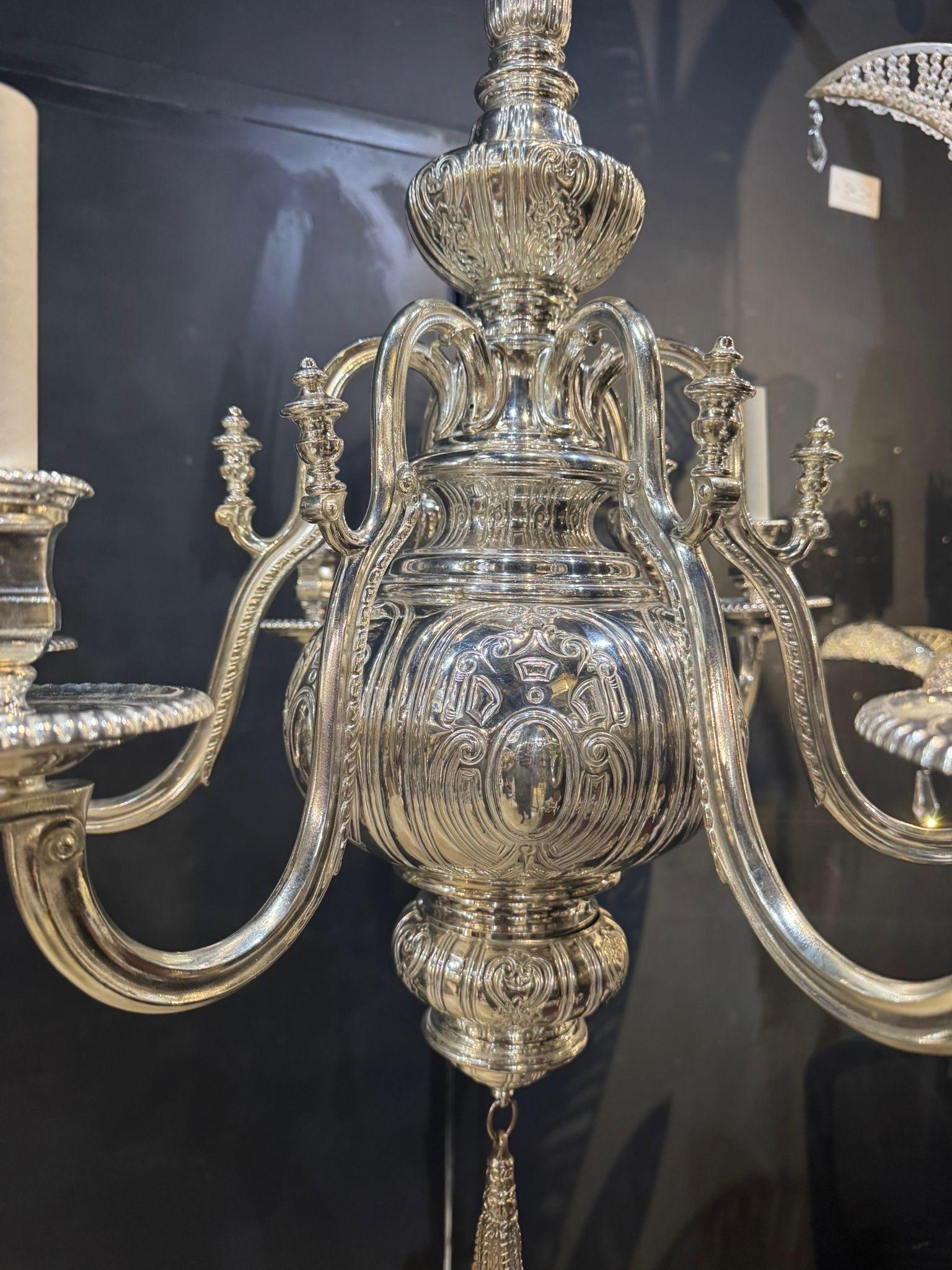 1900 Caldwell Lámpara de araña plateada de 6 luces en venta 1