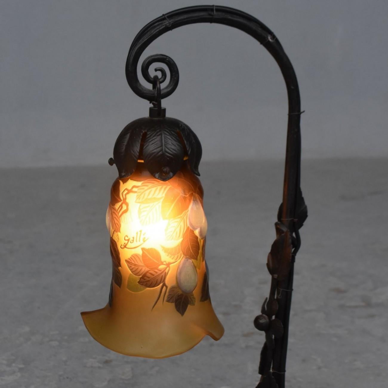 French 1900 Desk Lamp Iron Forged and Molten Glass Tulip by Emile Gallé
