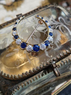 1900 English GIA 3.0ct Royal Blue No-Heat Sapphires Diamonds Crescent 14K Brooch