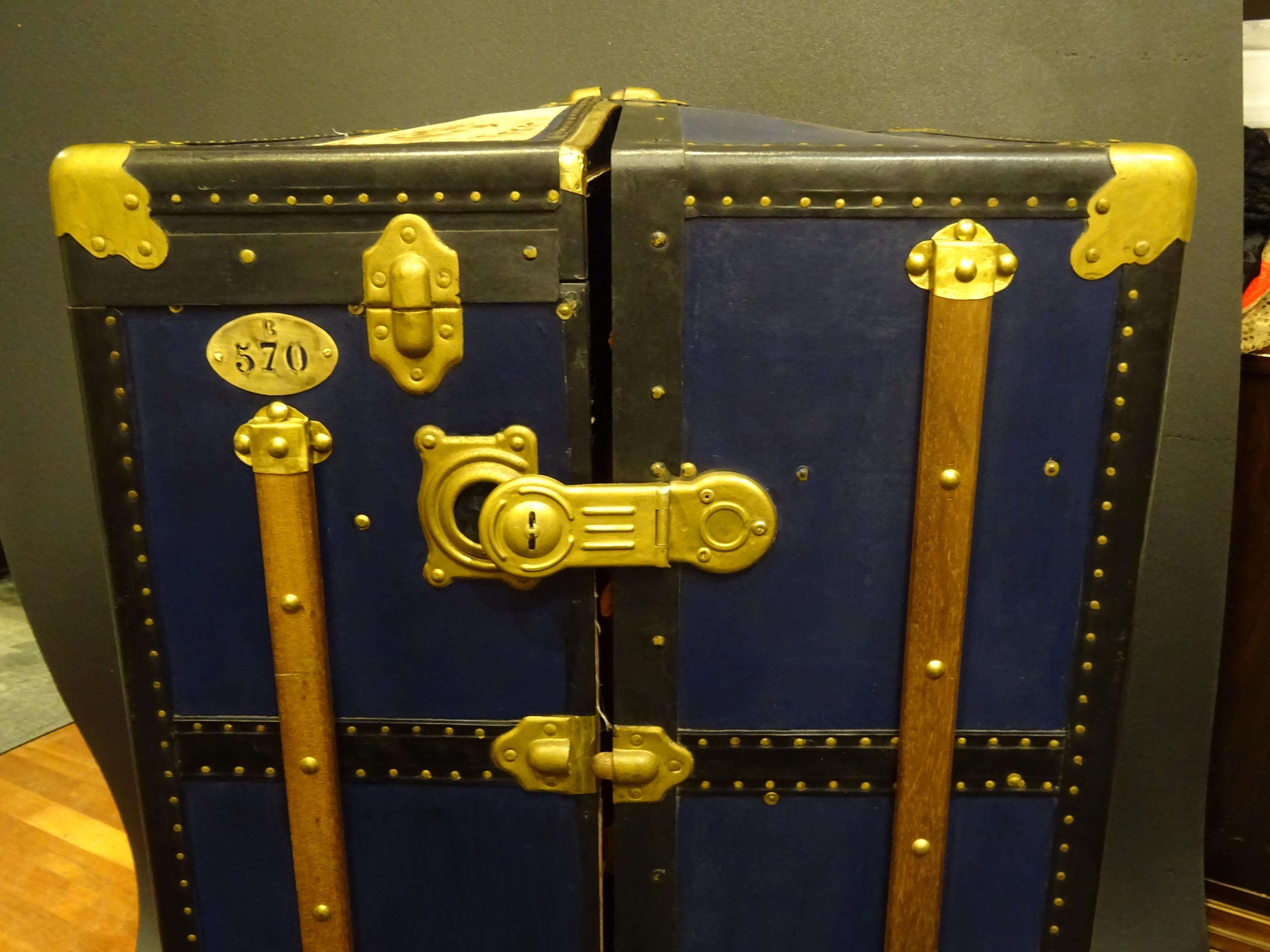 Art Nouveau 1900 French Blue Wood Wardrobe Steamer-Trunk, Grand Hotel de París