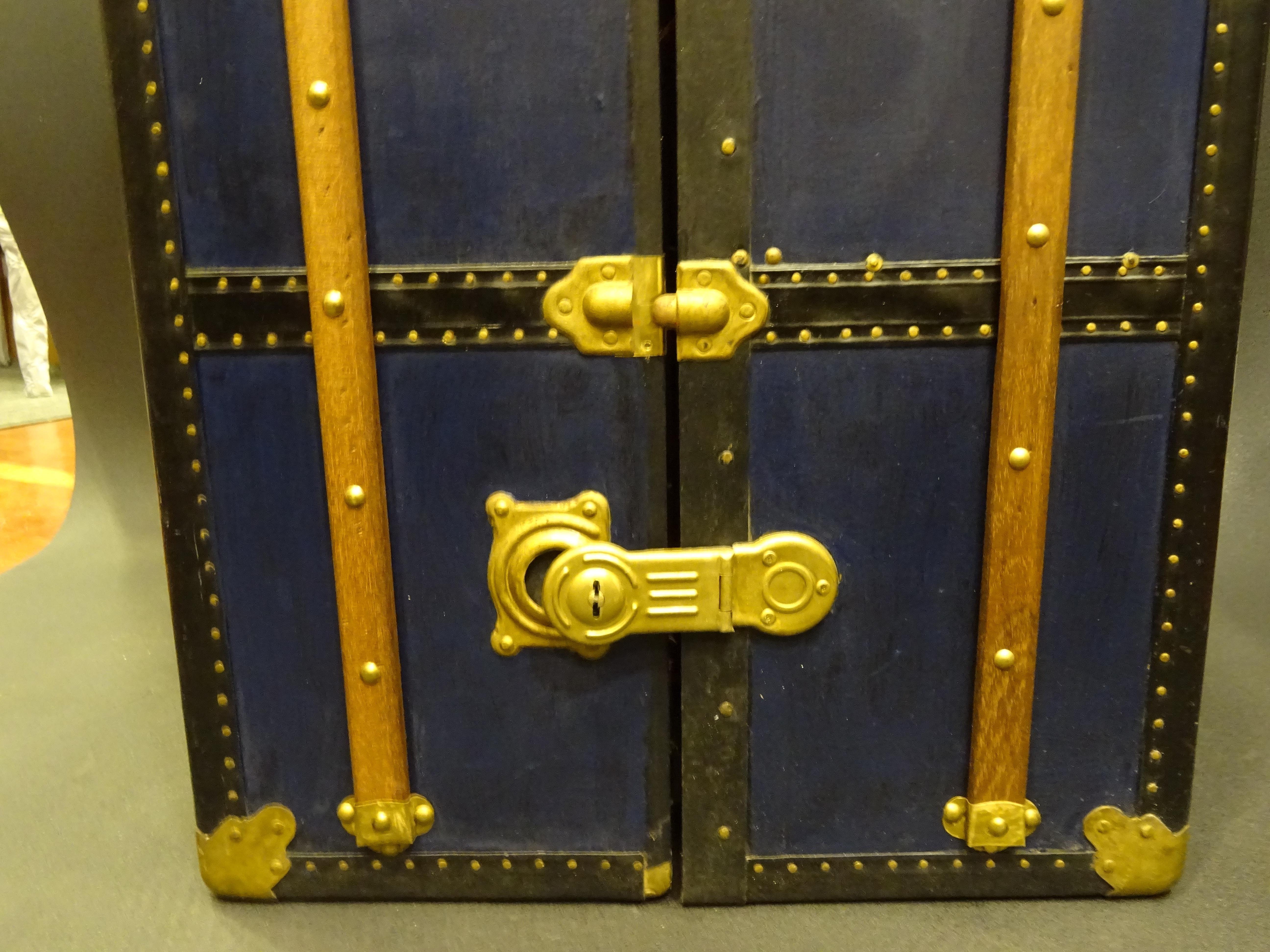 Hand-Crafted 1900 French Blue Wood Wardrobe Steamer-Trunk, Grand Hotel de París