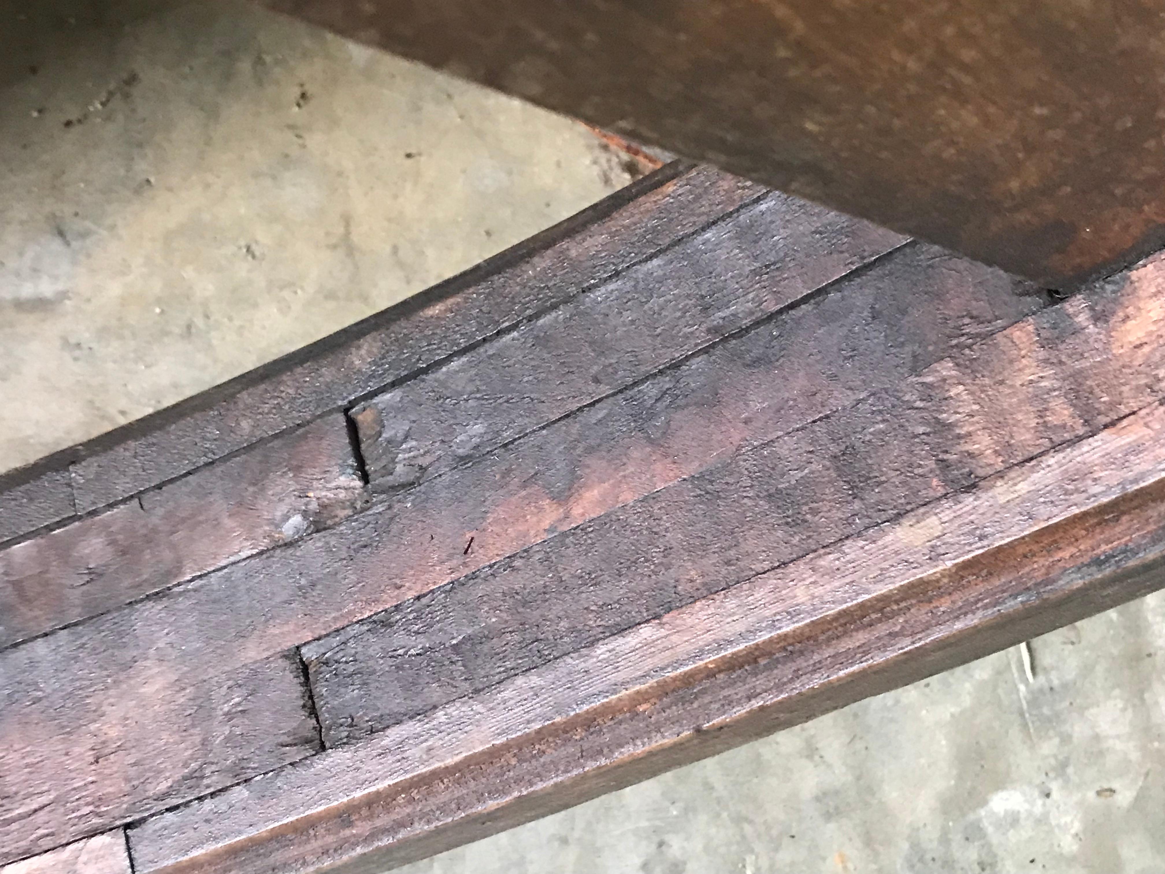 Antique French Industrial Wooden Wheel In Good Condition In Los Angeles, CA
