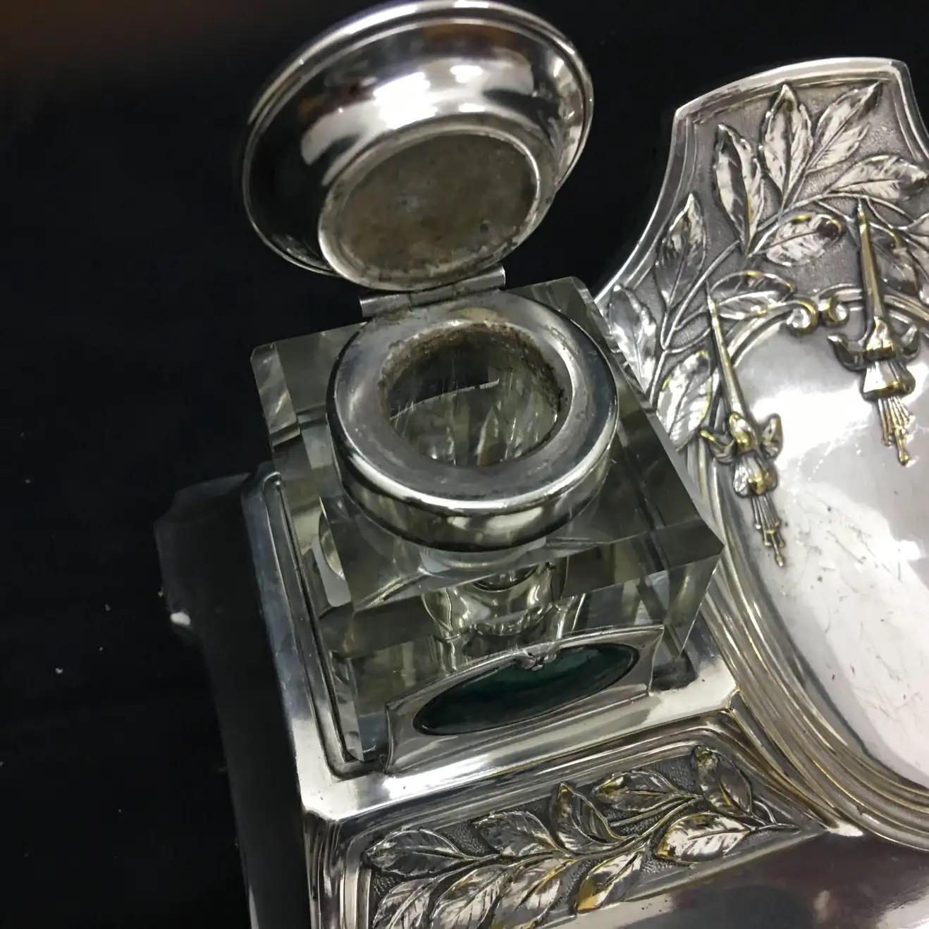 1900, High Quality Art Nouveau Silver Plated and Enamels German Inkwell In Good Condition For Sale In Catania, Sicilia