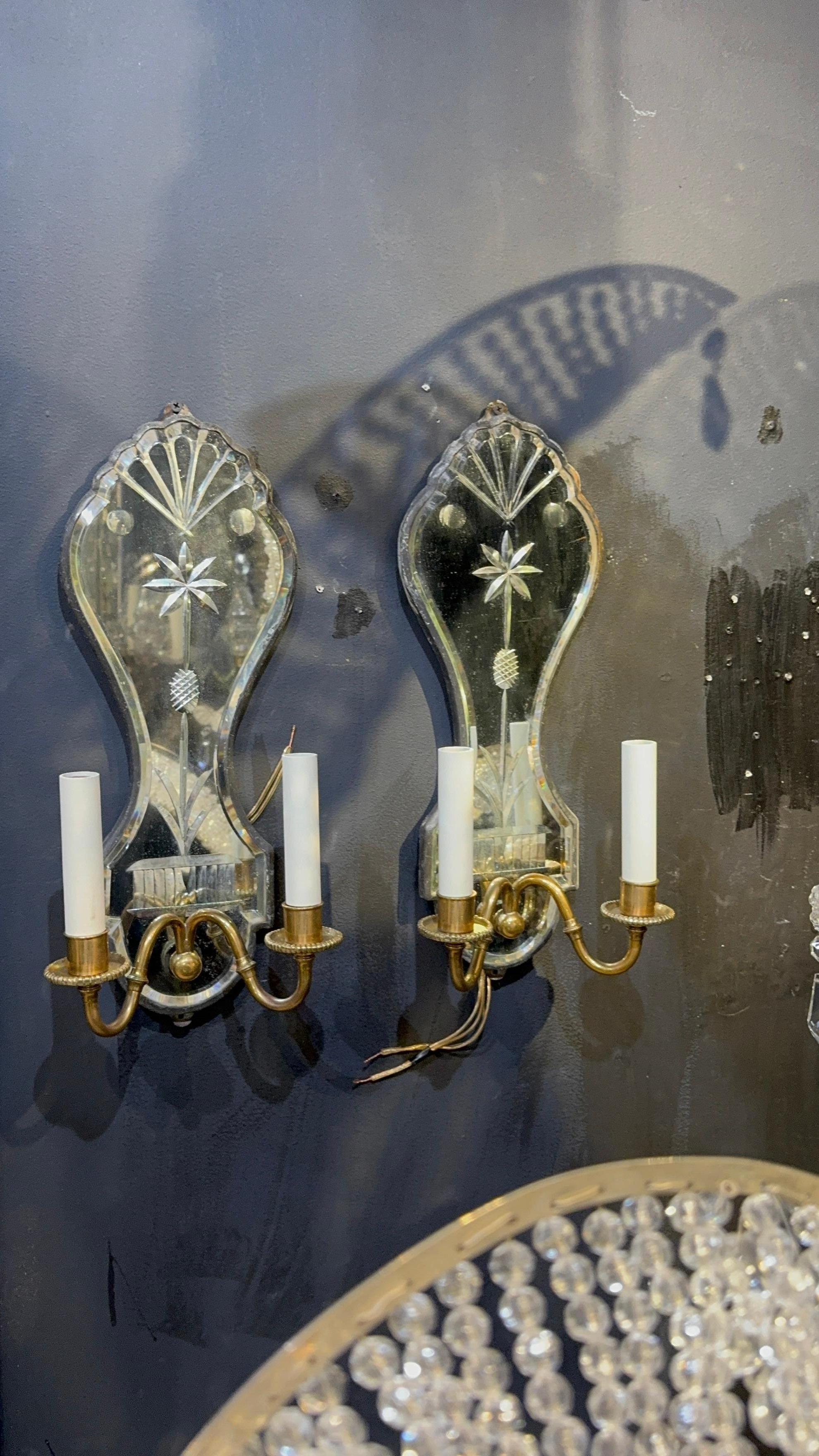 Classique américain 1900 Grandes appliques en miroir gravé Caldwell en vente