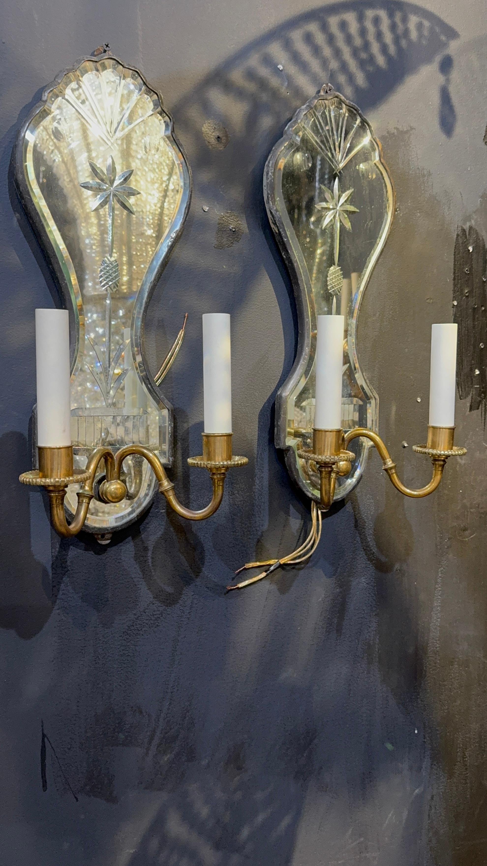 Doré 1900 Grandes appliques en miroir gravé Caldwell en vente