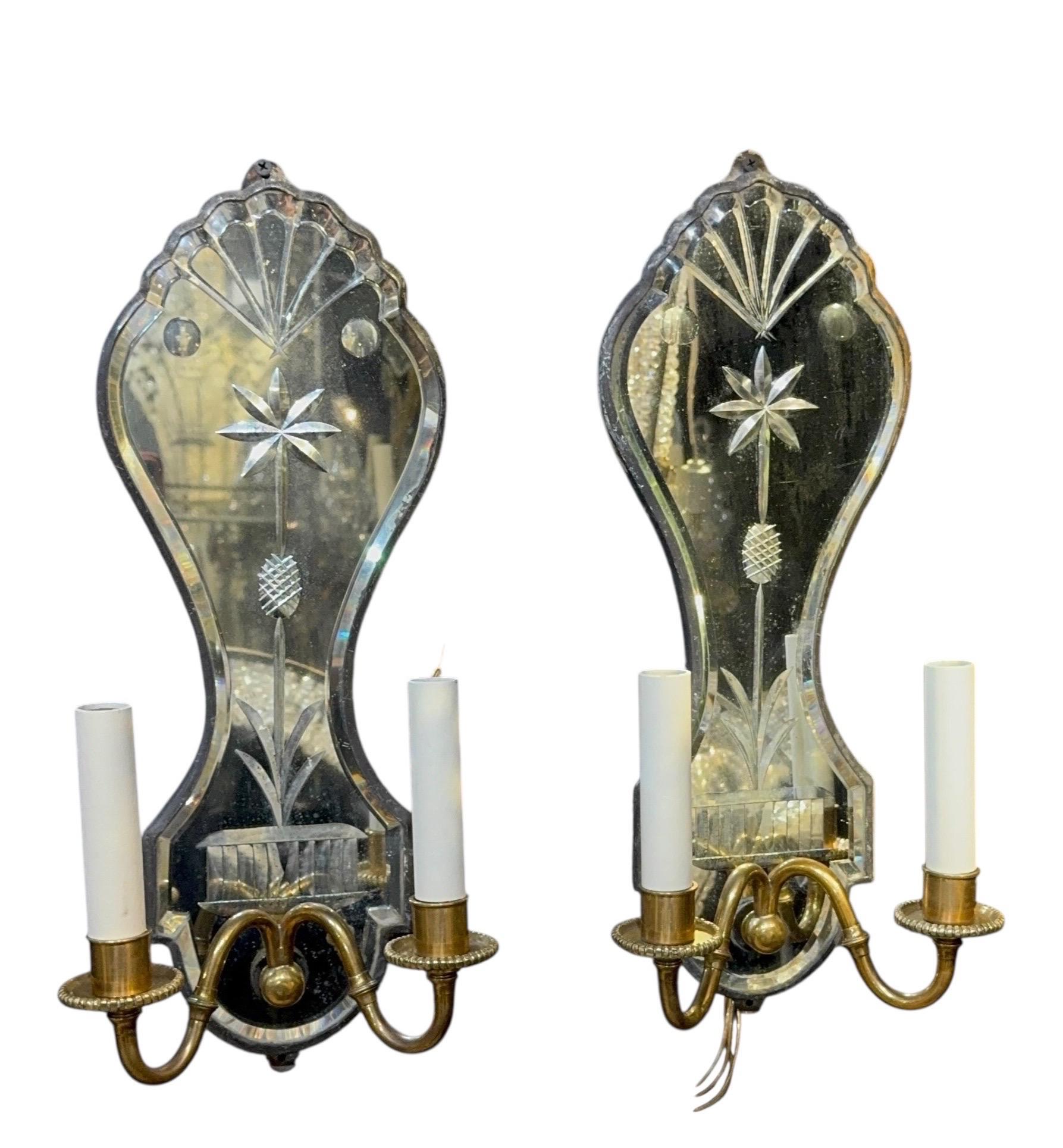 1900 Grandes appliques en miroir gravé Caldwell en vente