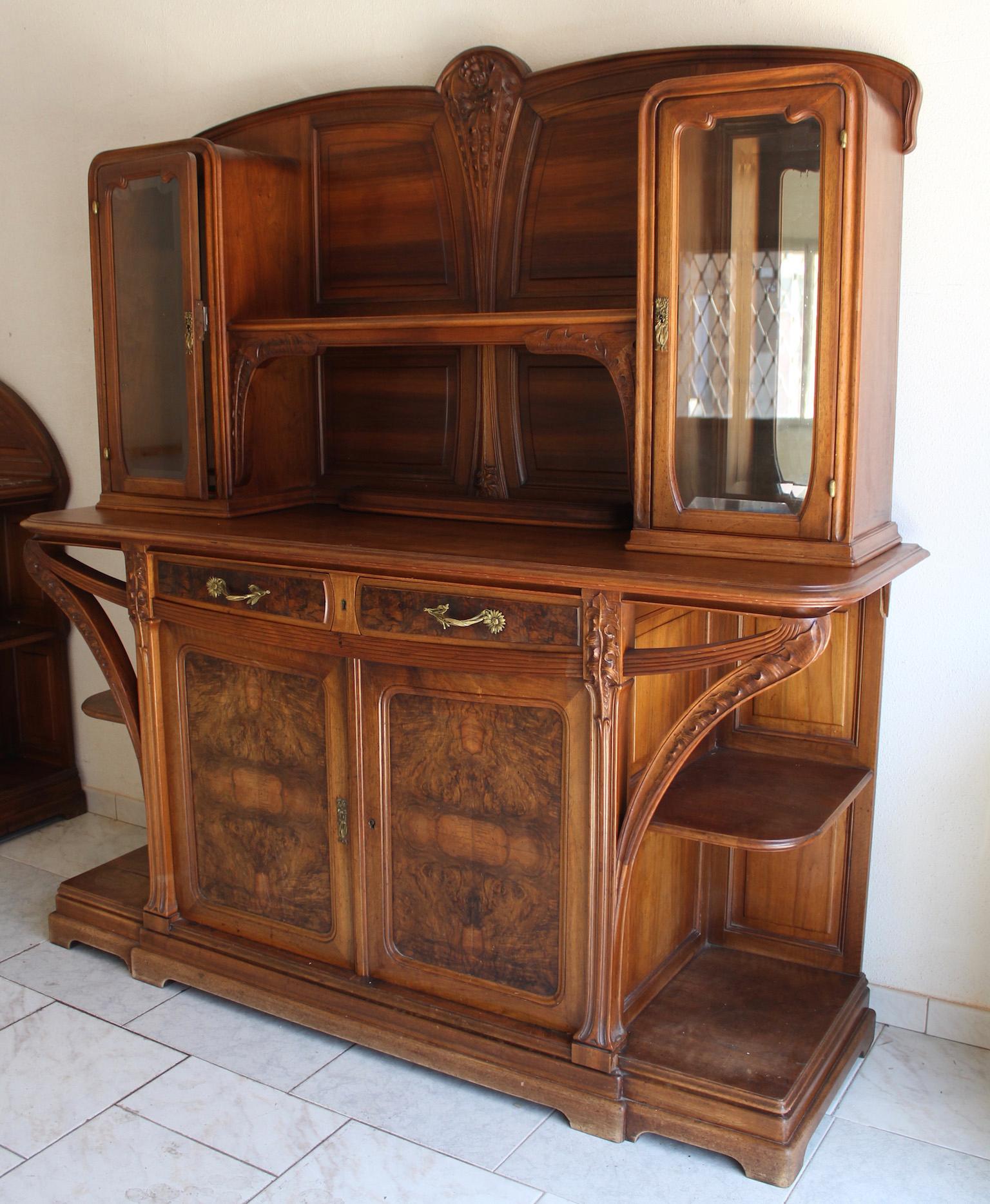1900 Louis Majorelle Chicorée Modell Esszimmergarnitur (Art nouveau) im Angebot