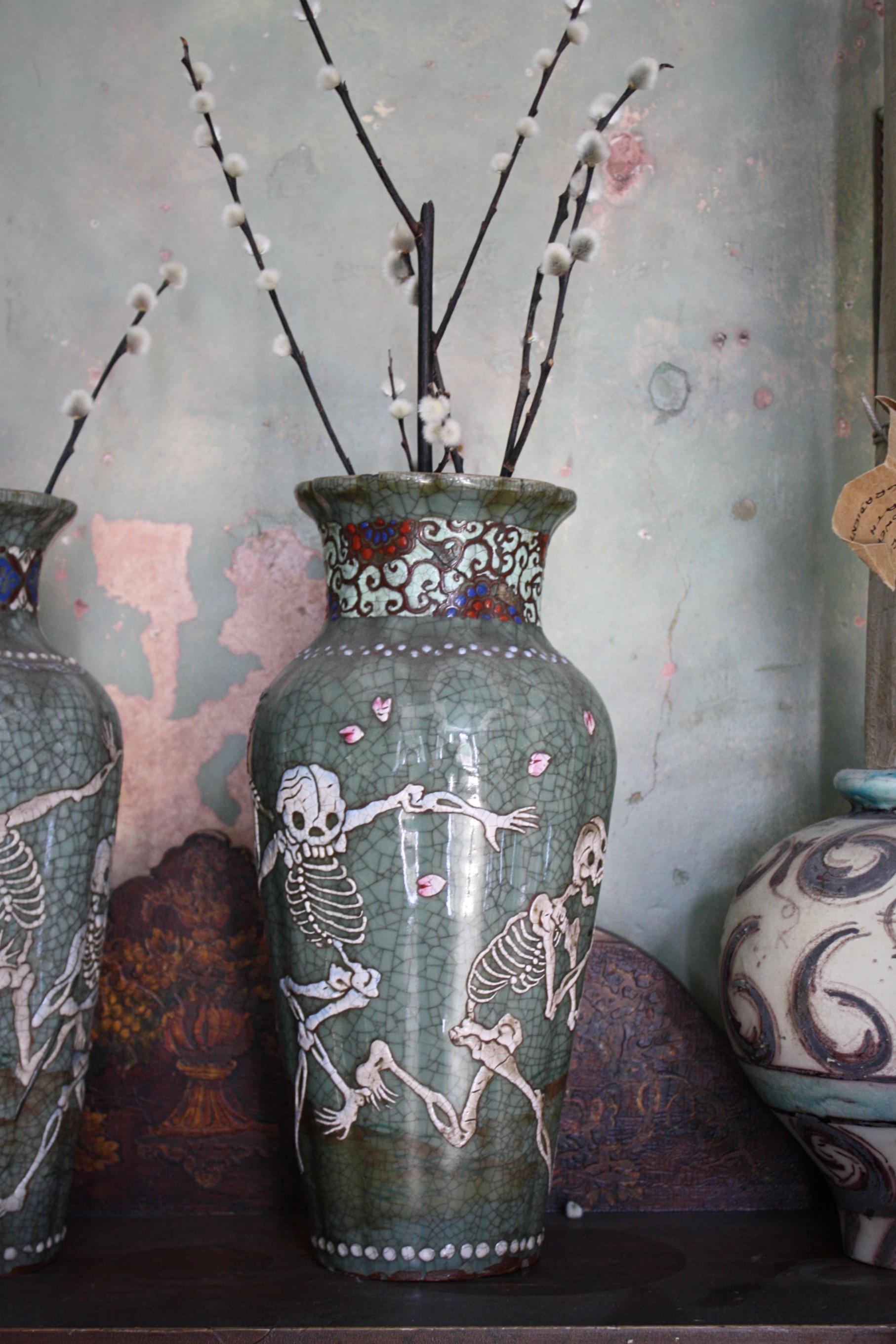 1900 Pair of Japanese Asian Oriental Seto Ware Skeleton Vases  In Good Condition In Lowestoft, GB