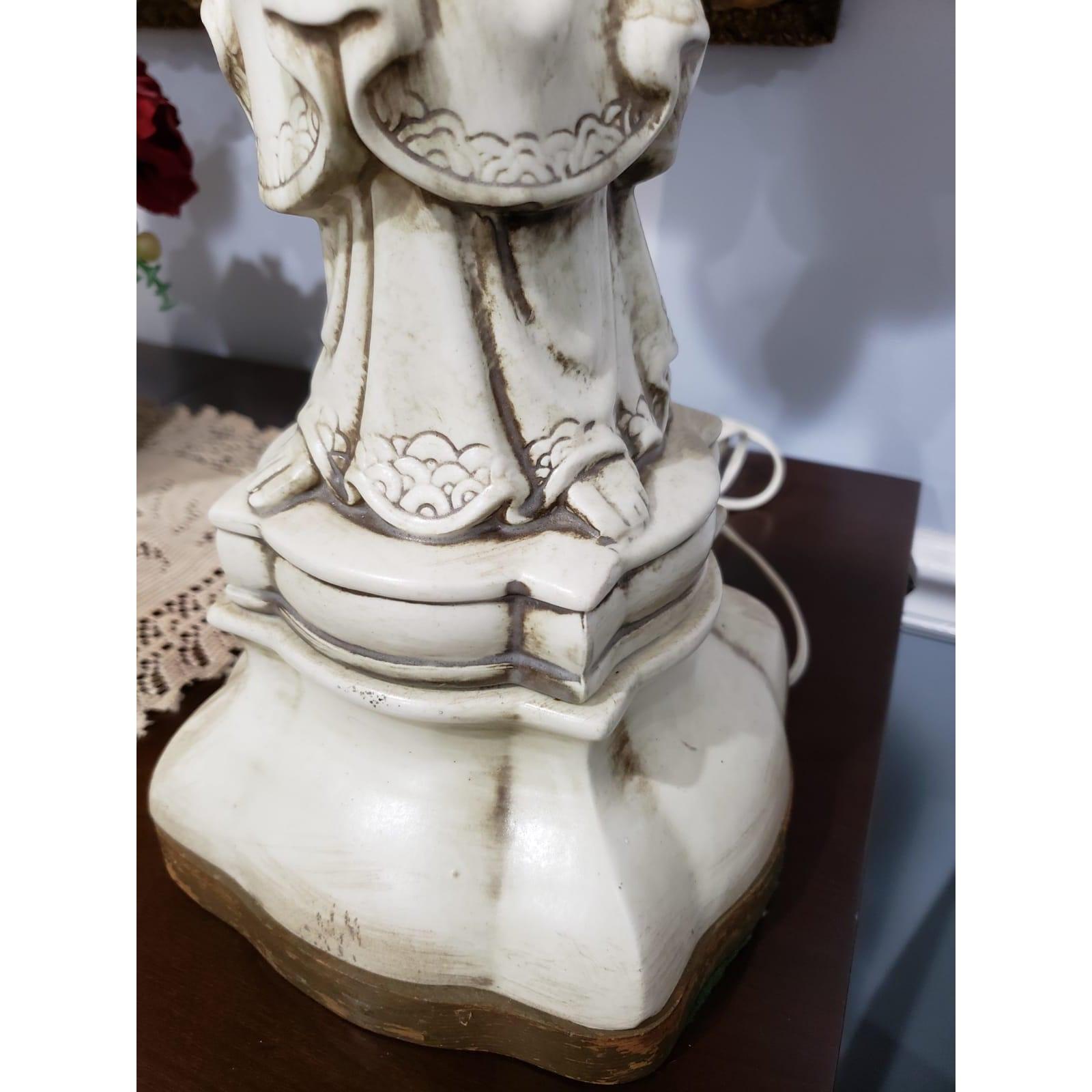 20th Century 1900 Porcelain Statue Lamps, a Pair For Sale