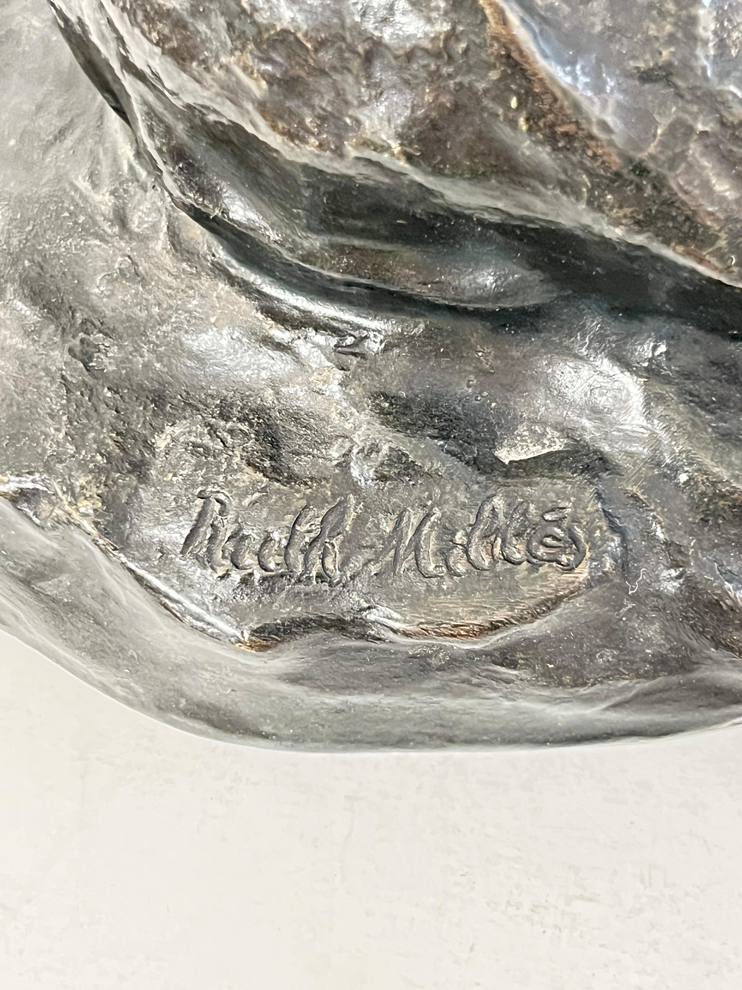 1900 Romantico Antico Scandinavo Arte Ragazza Fiore Scultura in bronzo Ruth Milles In condizioni ottime in vendita a New York, NY