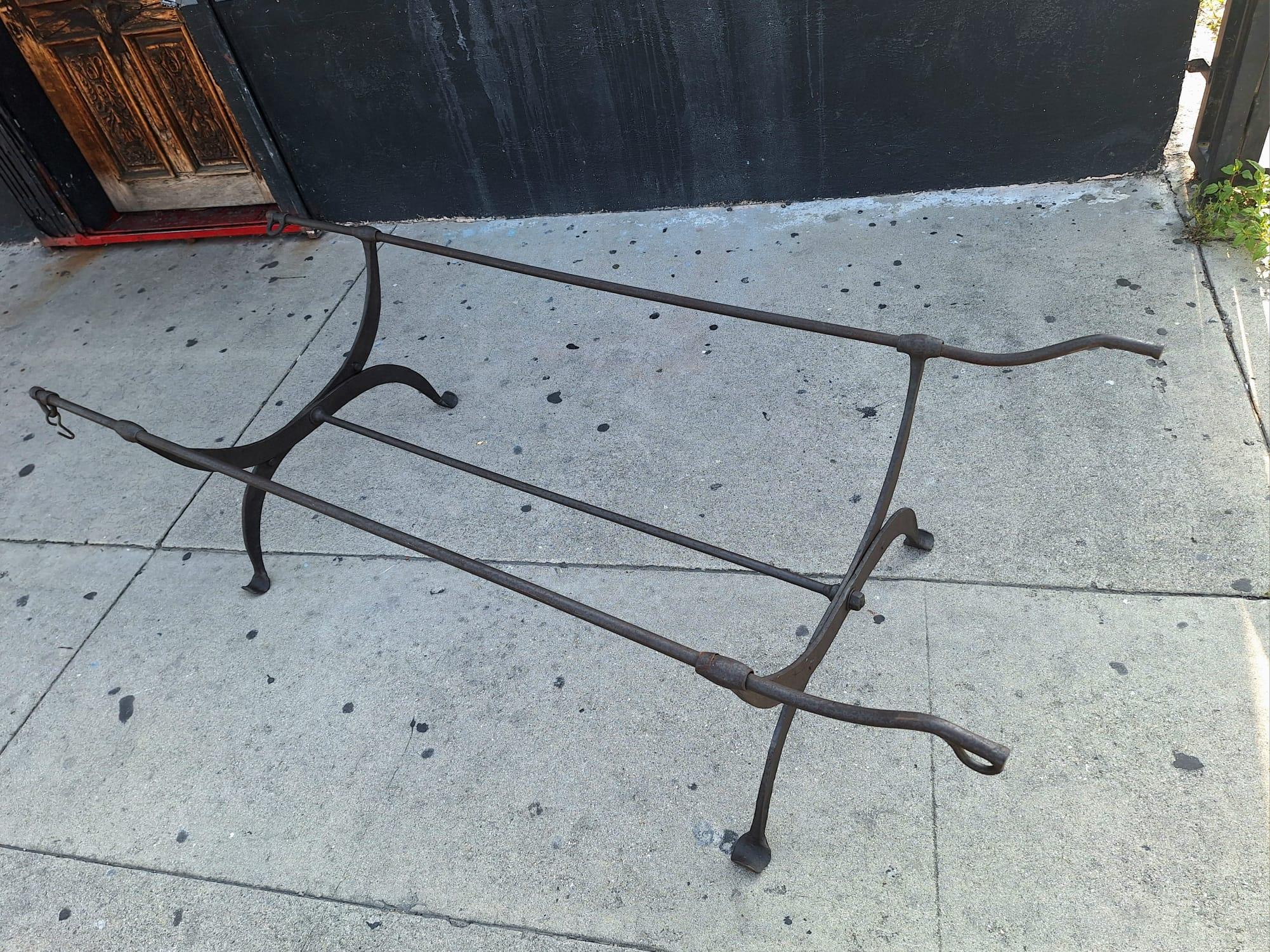1900 s Italian Campagn Daybed For Sale 1