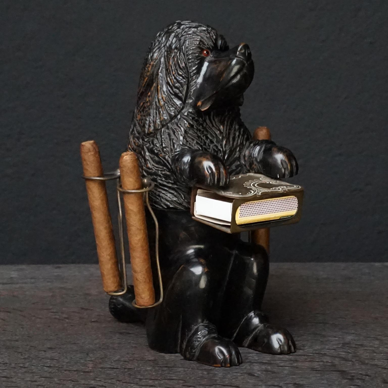 1900 Swiss Black Forest Carved Basswood Begging Dog Cigar and Matchbox Holder For Sale 1