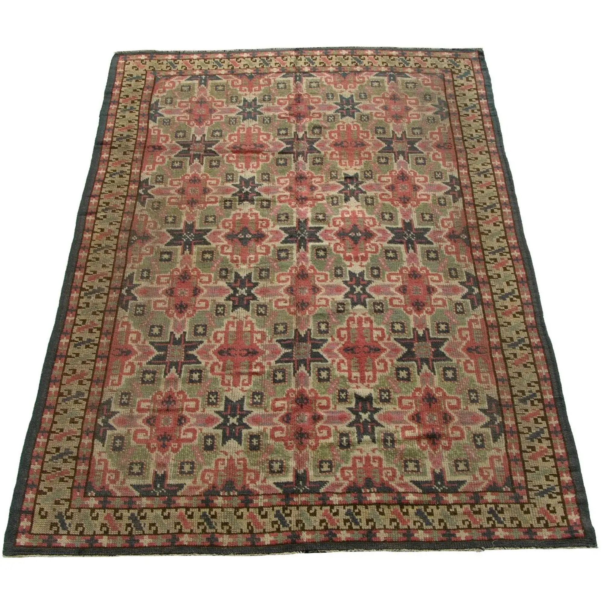 1900 Turkish Geometric Design Rug 6'7''x 10' In Good Condition For Sale In Los Angeles, US