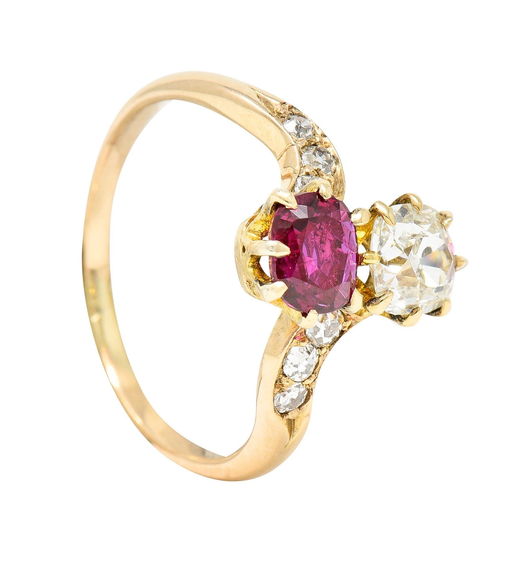 1900 Victorian 1.30 Carats Ruby Diamond 14 Karat Gold Toi Et Moi Ring 2