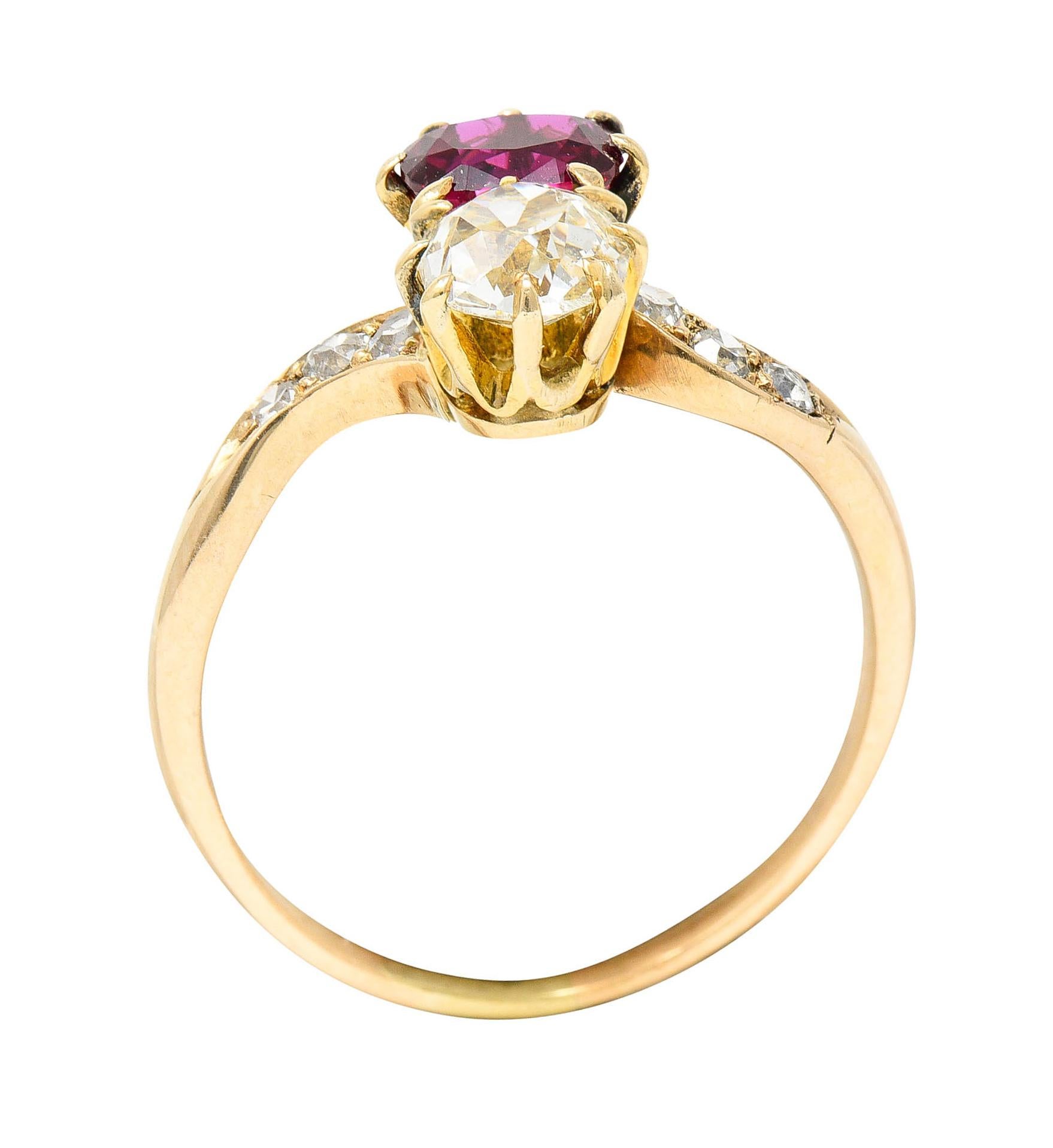 1900 Victorian 1.30 Carats Ruby Diamond 14 Karat Gold Toi Et Moi Ring In Excellent Condition In Philadelphia, PA
