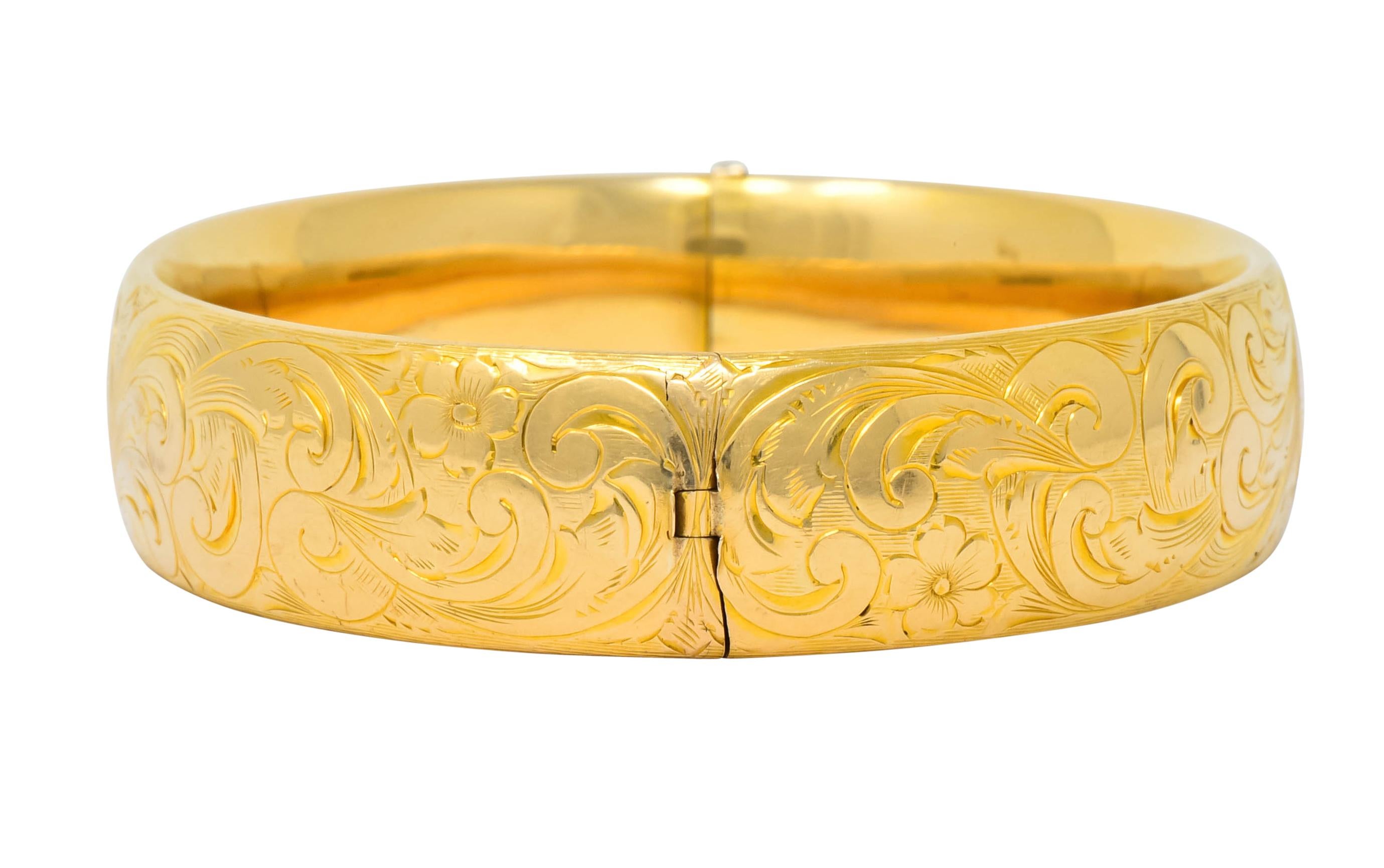 1900 Victorian 14 Karat Yellow Gold Floral Foliate Bangle Bracelet 1
