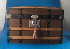 1900 Victorian Dolls Chest/Trunk in Superb Original Condition