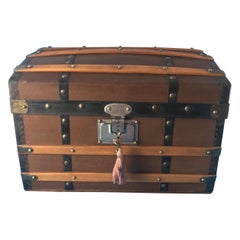 Antique 1900 Victorian Dolls Chest/Trunk in Superb Original Condition