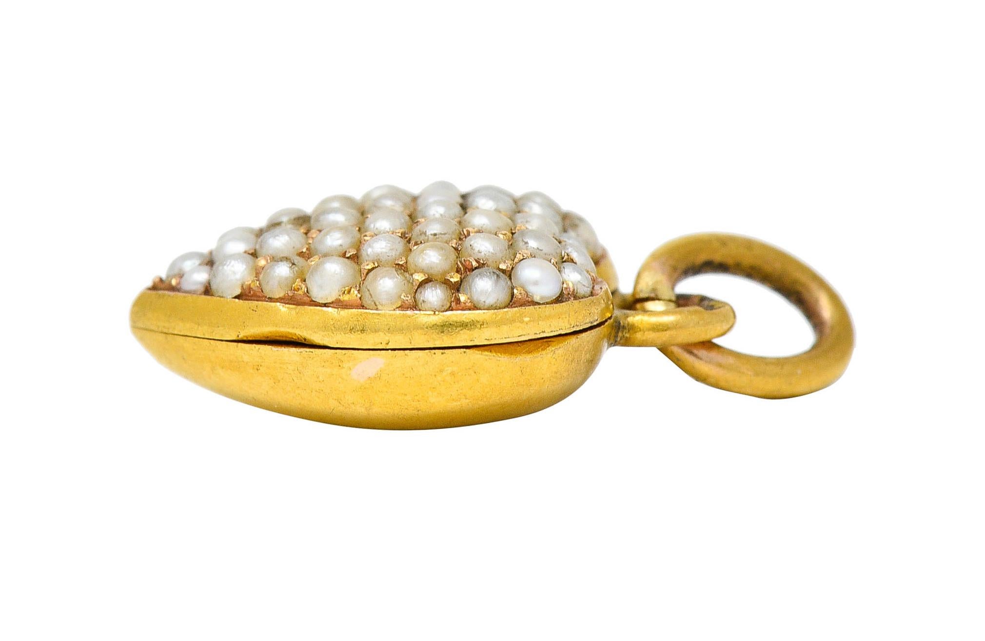 1900 Victorian Natural Freshwater Pearl 18 Karat Gold Heart Locket Charm 4