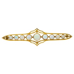1900 Victorian Opal Cabochon 14 Karat Gold Bar Brooch