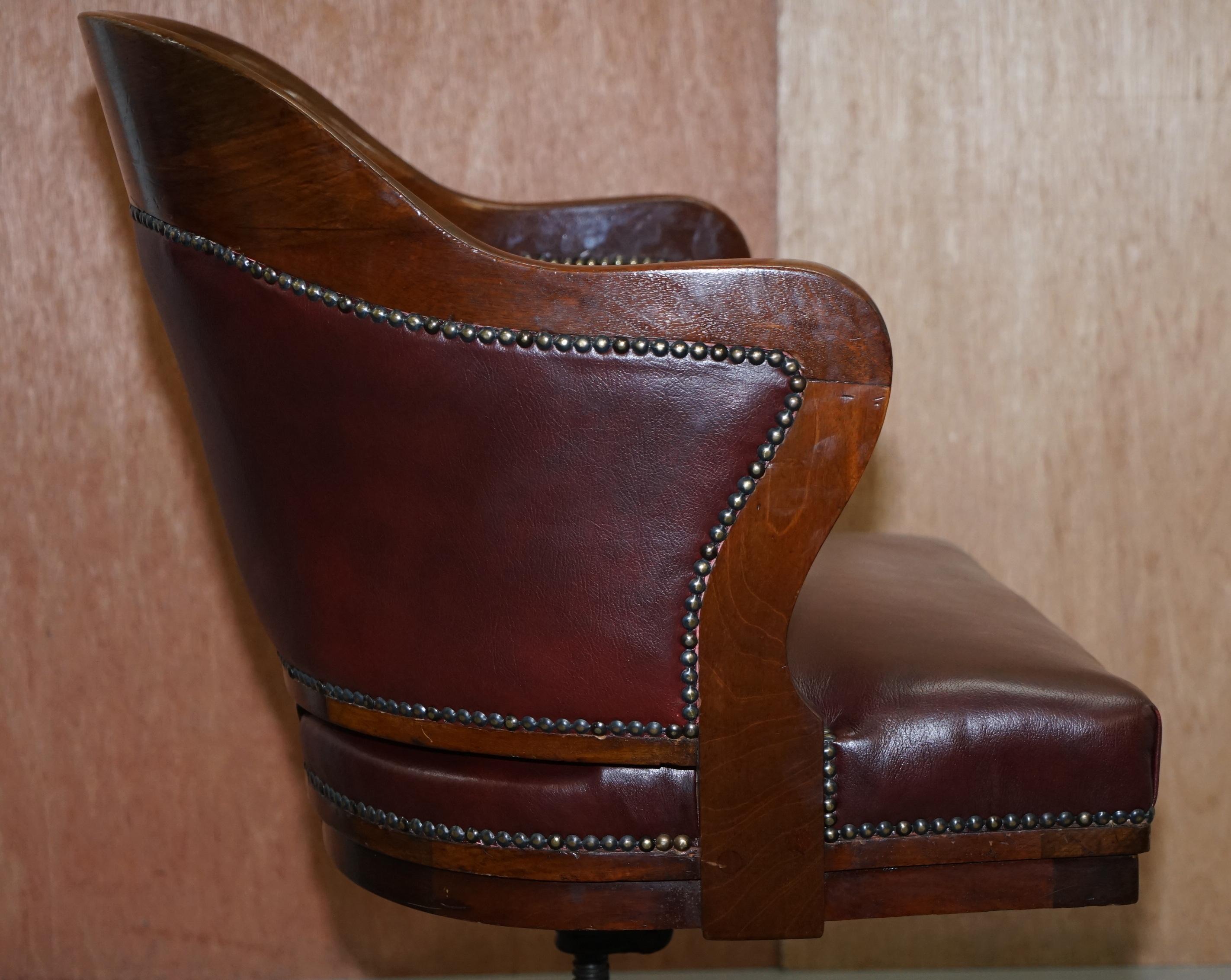 1900 Wylie & Lochhead by Appointment to the King Oxblood Leather Captains Chair 5