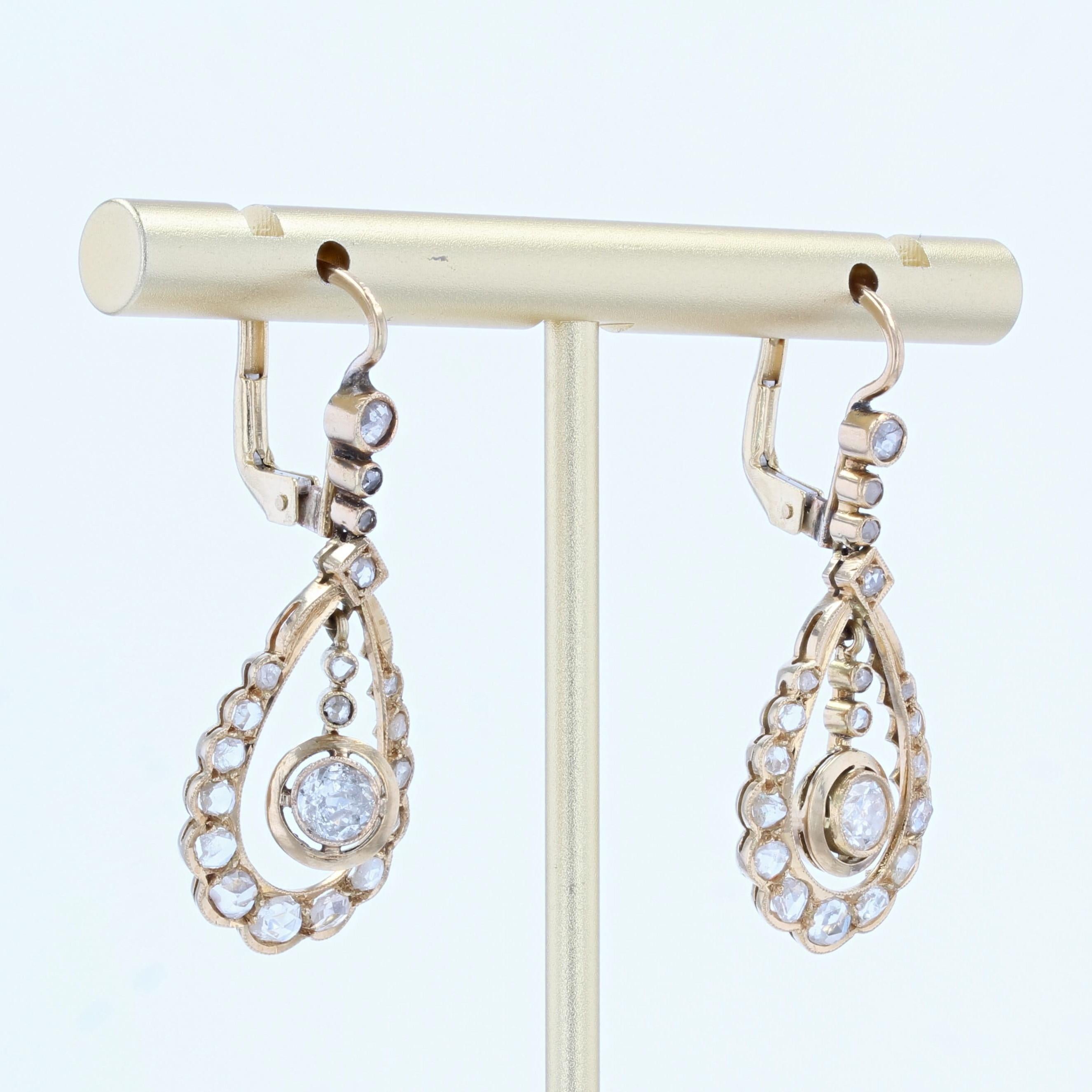 1900s 1.20 Carat Diamonds 18 Karat Yellow Gold Dangle Earrings 1