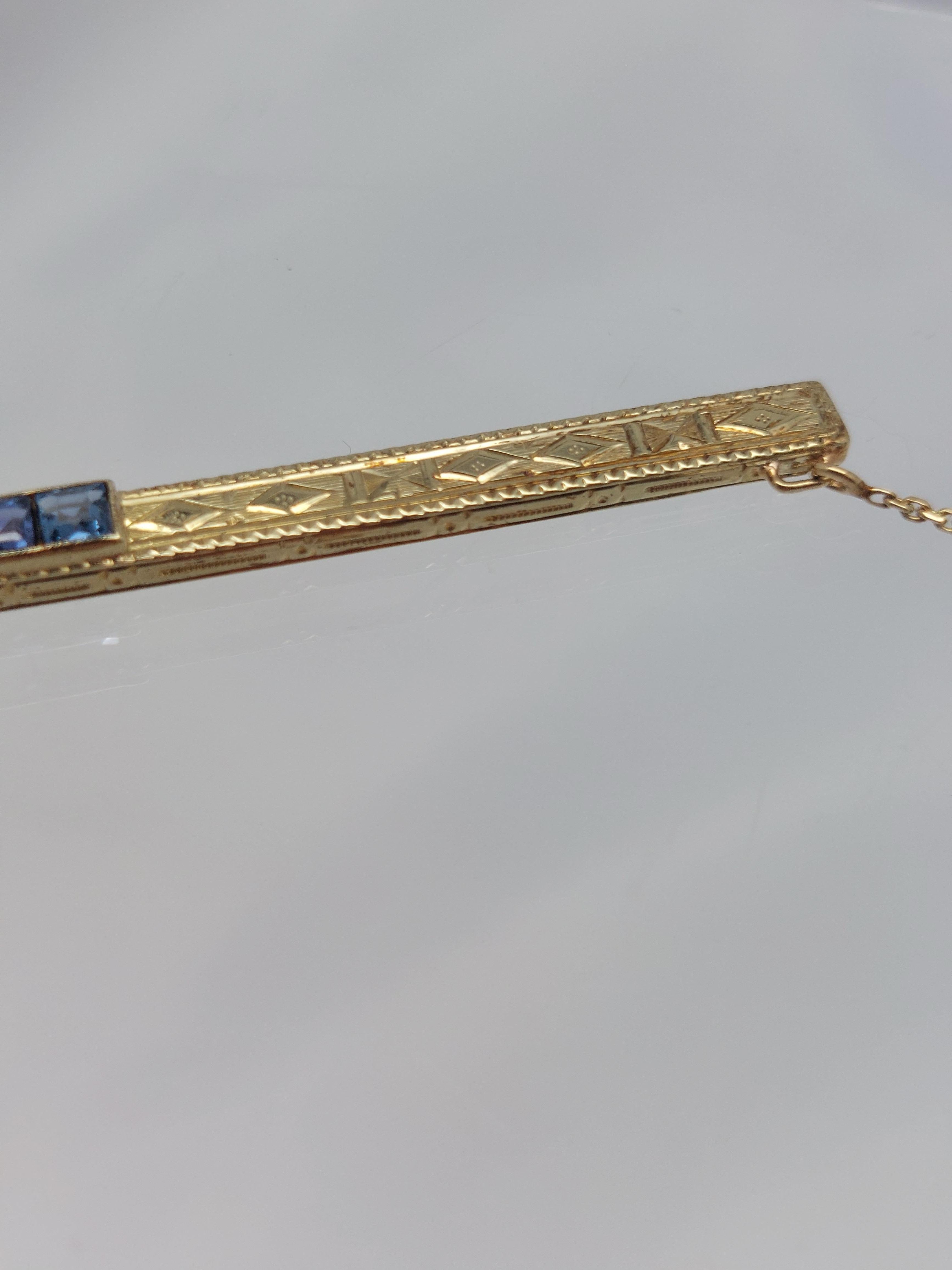 1900's 14 Karat Gelbgold graviert Saphir Bar Halskette im Angebot 4