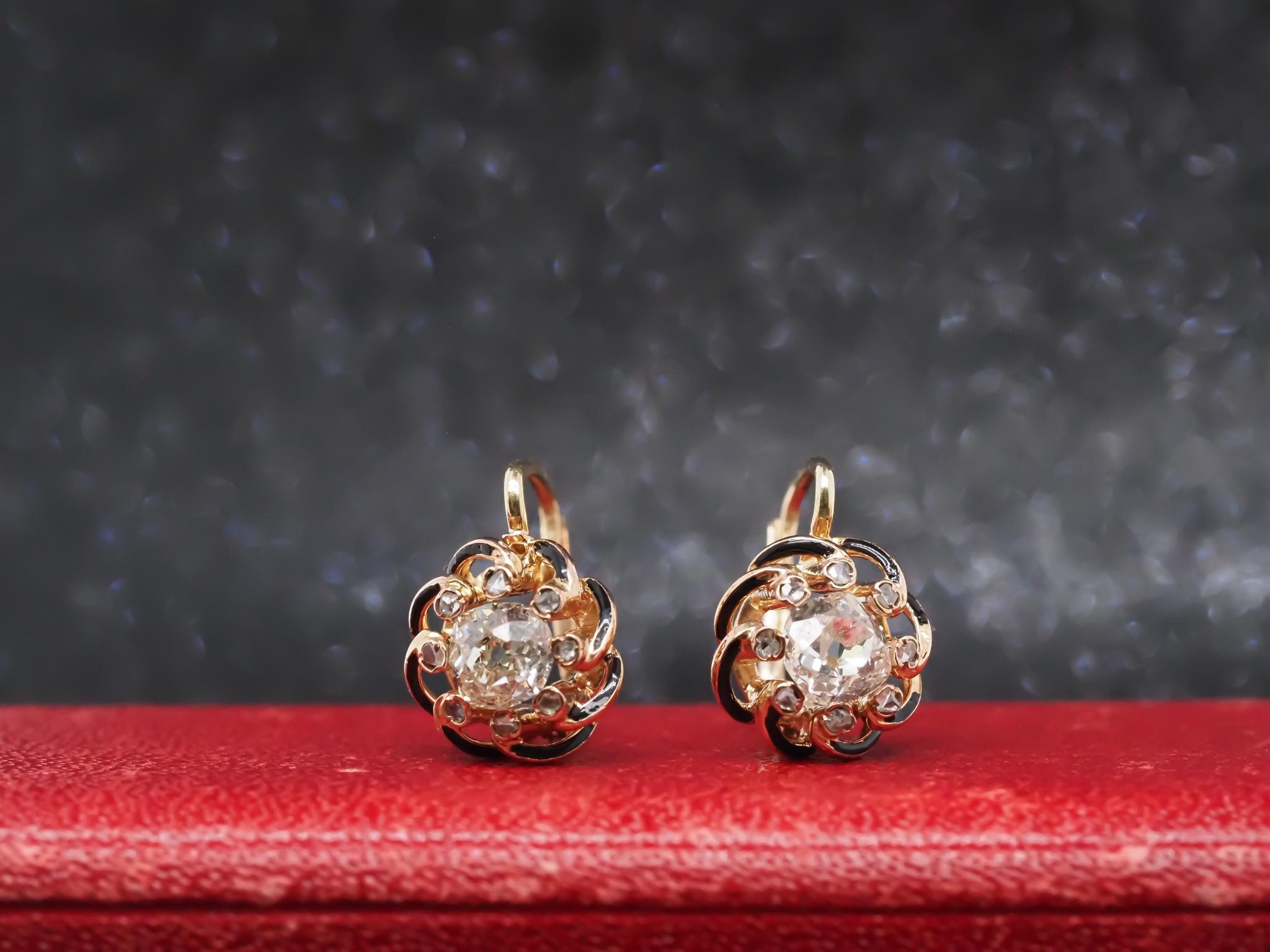 Taille vieille mine Boucles d'oreilles anciennes des années 1900 en or jaune 14 carats, diamants et émail en vente