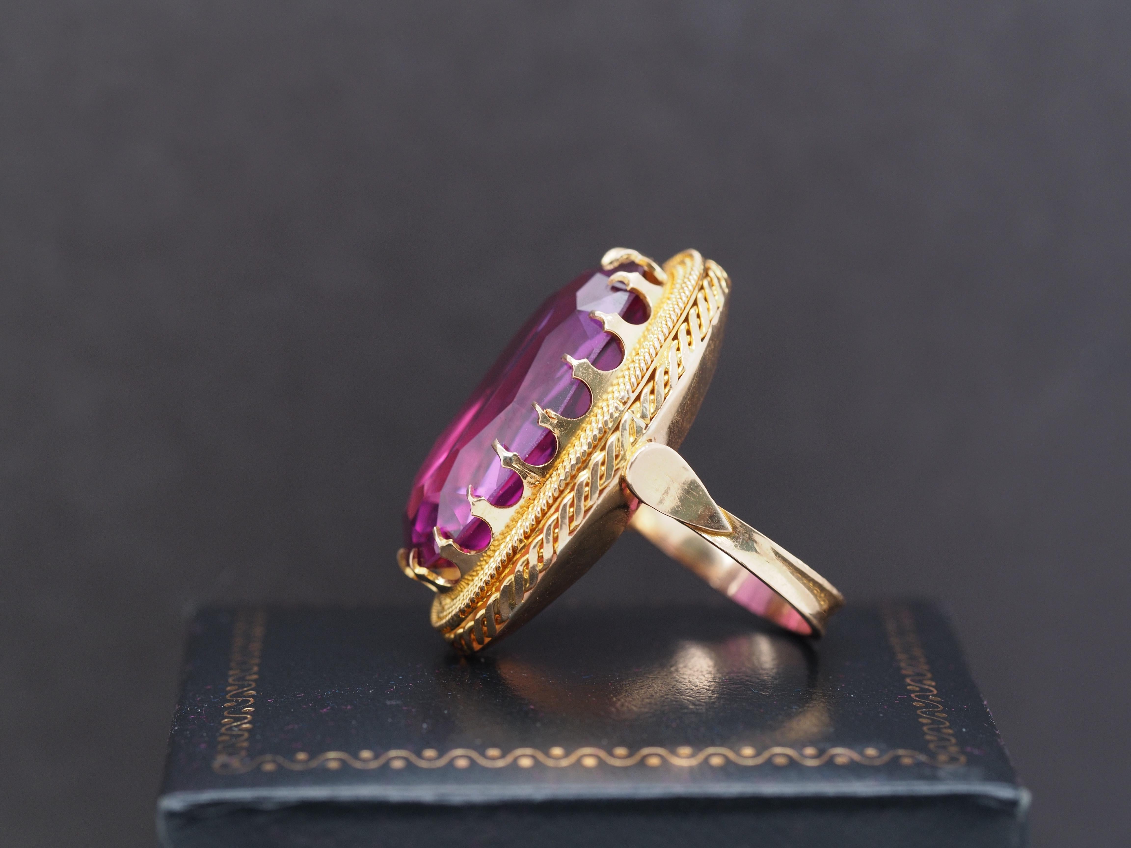 1900er Jahre 18 Karat Gelbgold Royal Prong Work und gravierter Kopf, Amethyst-Ring Damen