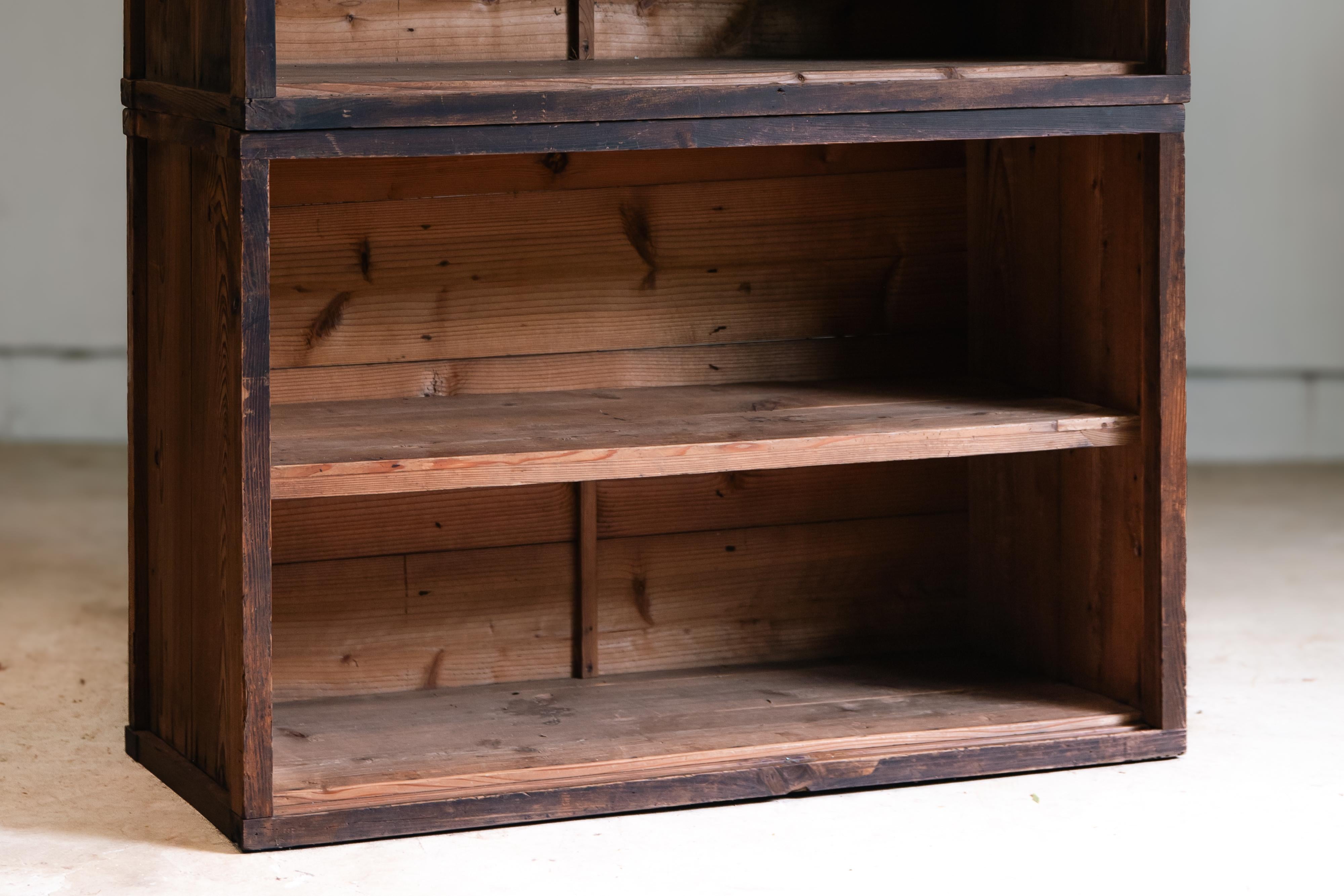 1900s-30s Japanese antique 2 tier mid Mizuya tansu chest. wabi sabi primitive For Sale 7