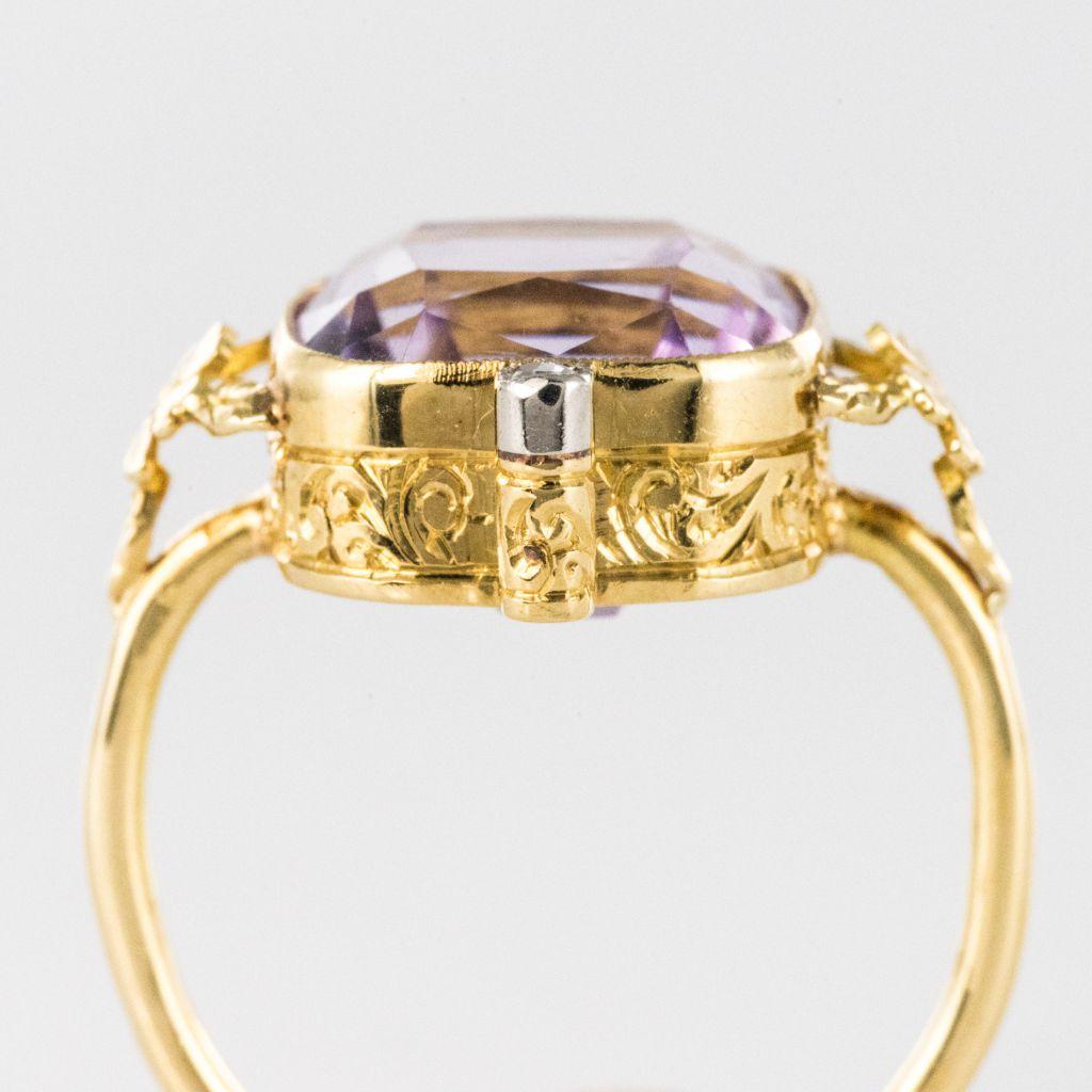 1900s 7.75 Carat Cushion Cut Amethyst Rose Cut Diamond Yellow Gold Ring In Good Condition In Poitiers, FR