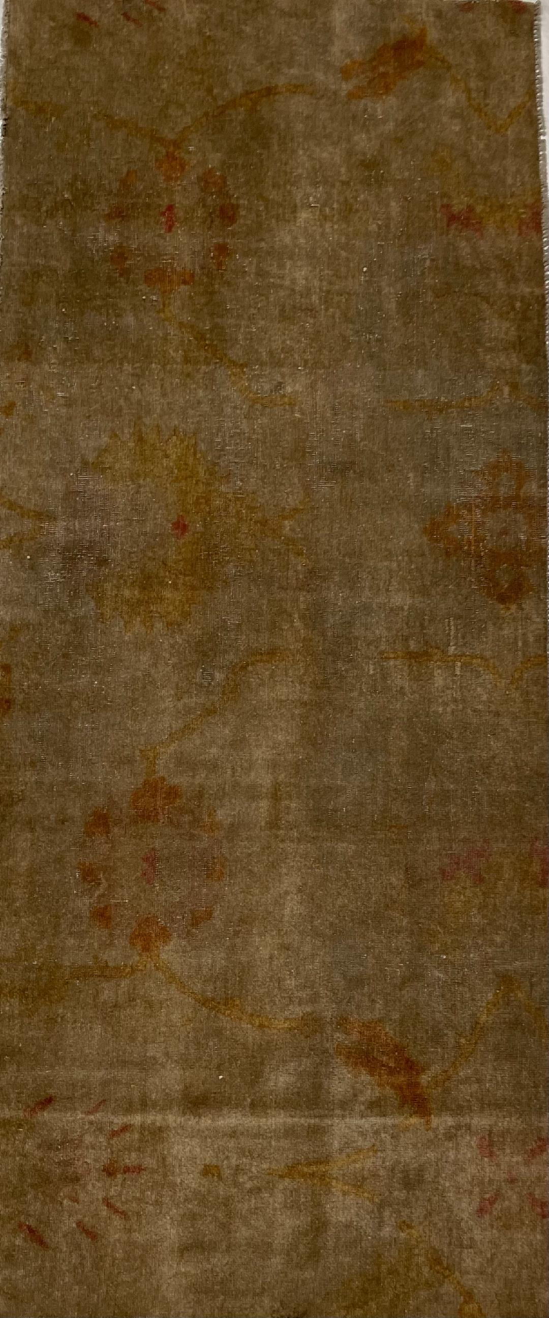 Tappeto indiano Amritsar del 1900. Ottime condizioni. 
Colore bellissimo e vibrante.
7 per 3 piedi