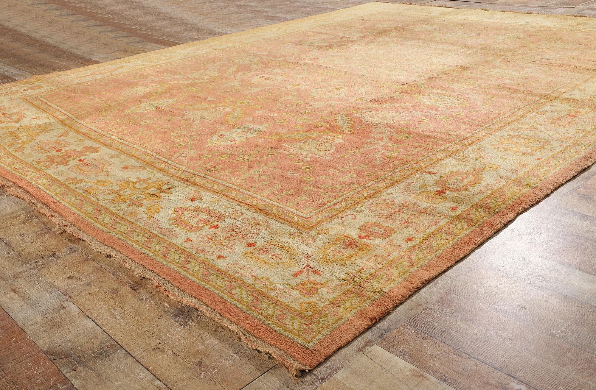 1900's Anatolian Antique Turkish Oushak Rug with Spanish Colonial Style For Sale 1