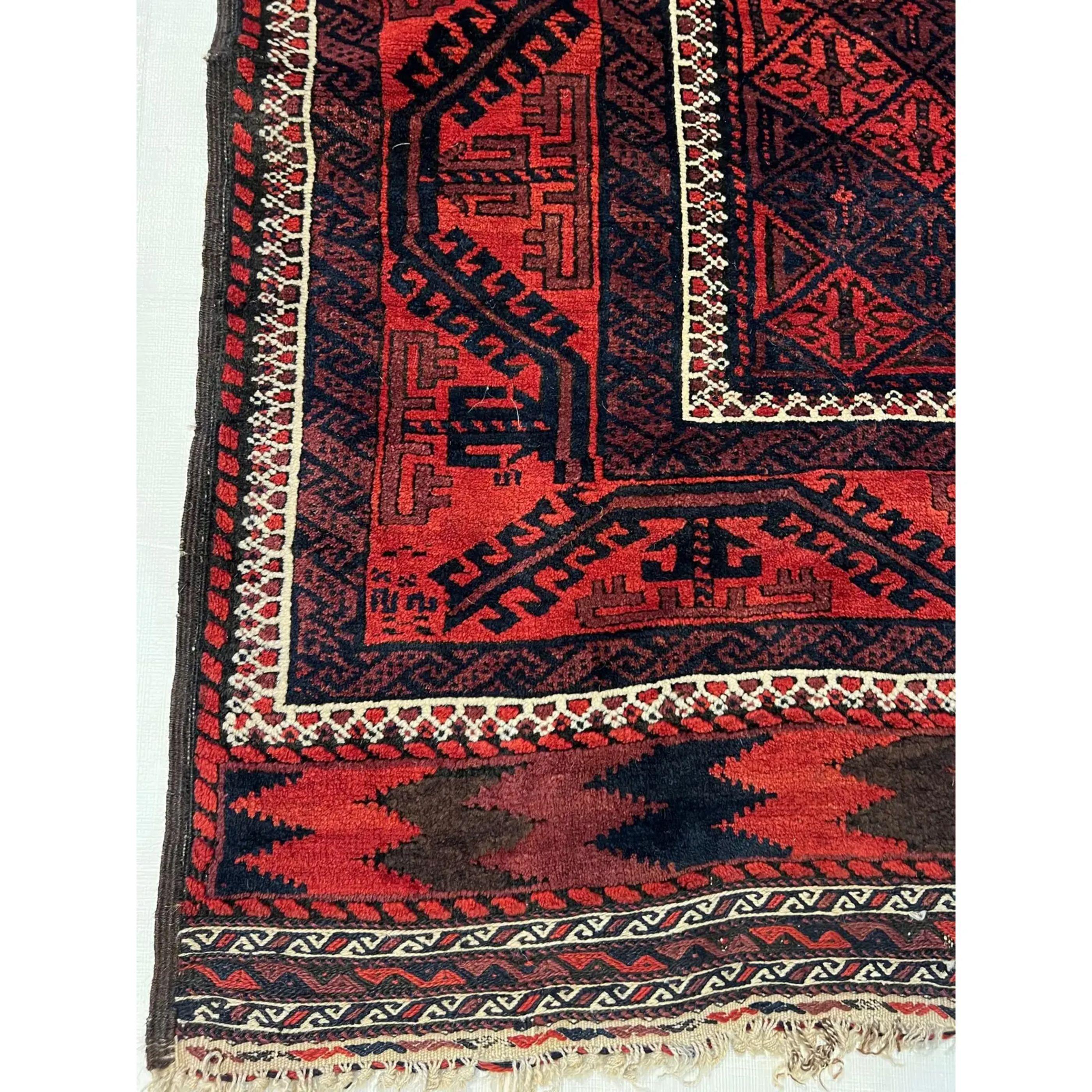 1900s Antique Persian Baloutch Rug, Handmade and hand-knotted